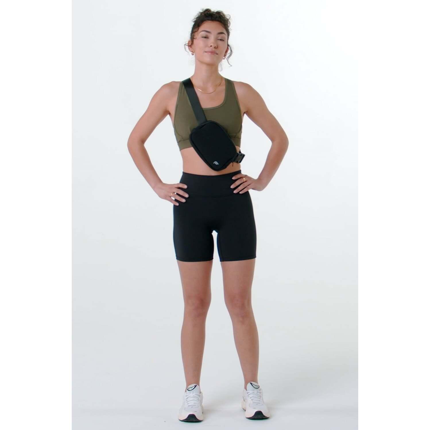 product/f/a/fabletics_so2355219-0001_black_5.jpg