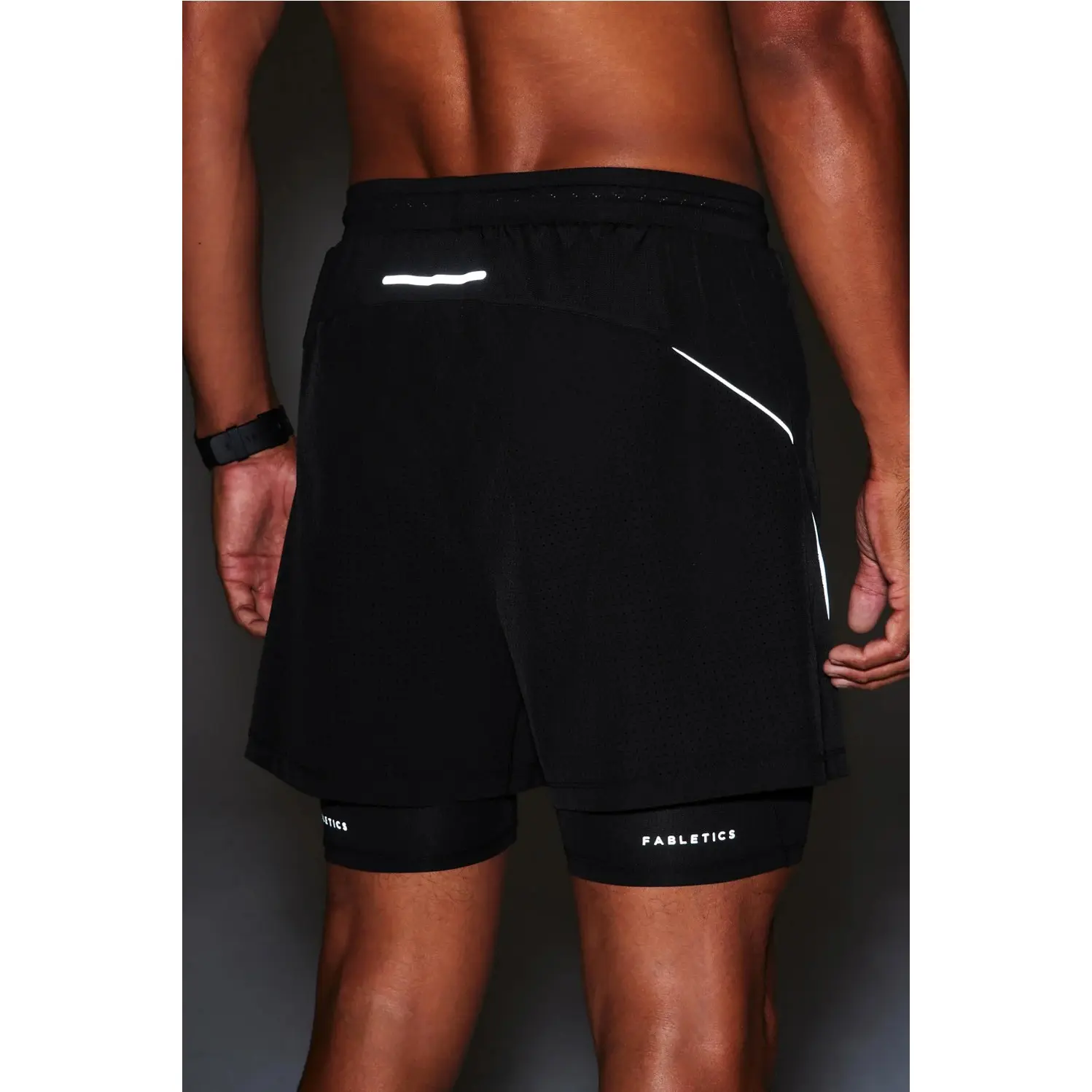 product/f/a/fabletics_so2356416-0001_black_6.jpg