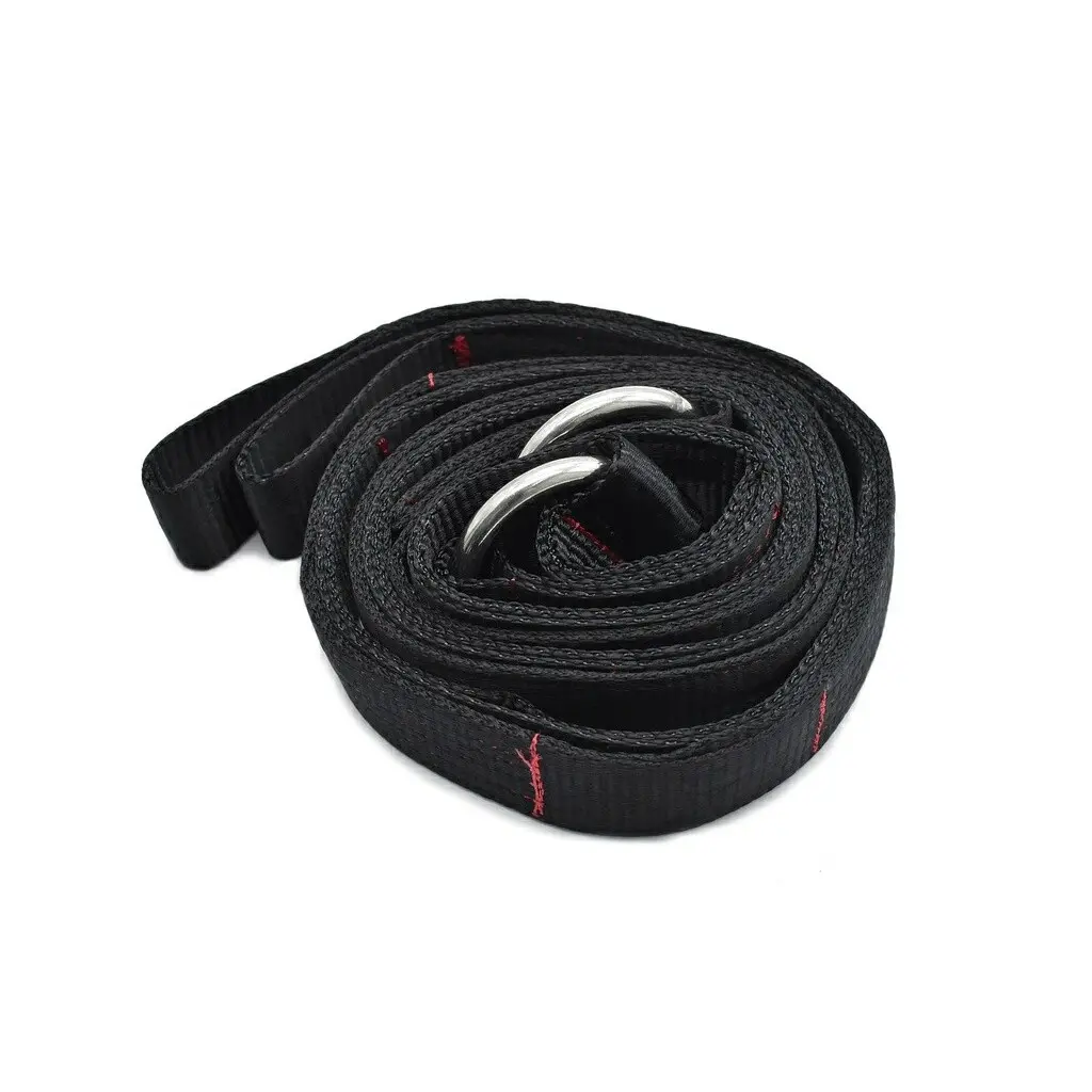 Ein Paar verstellbare Gurte Fit & Rack Yoke