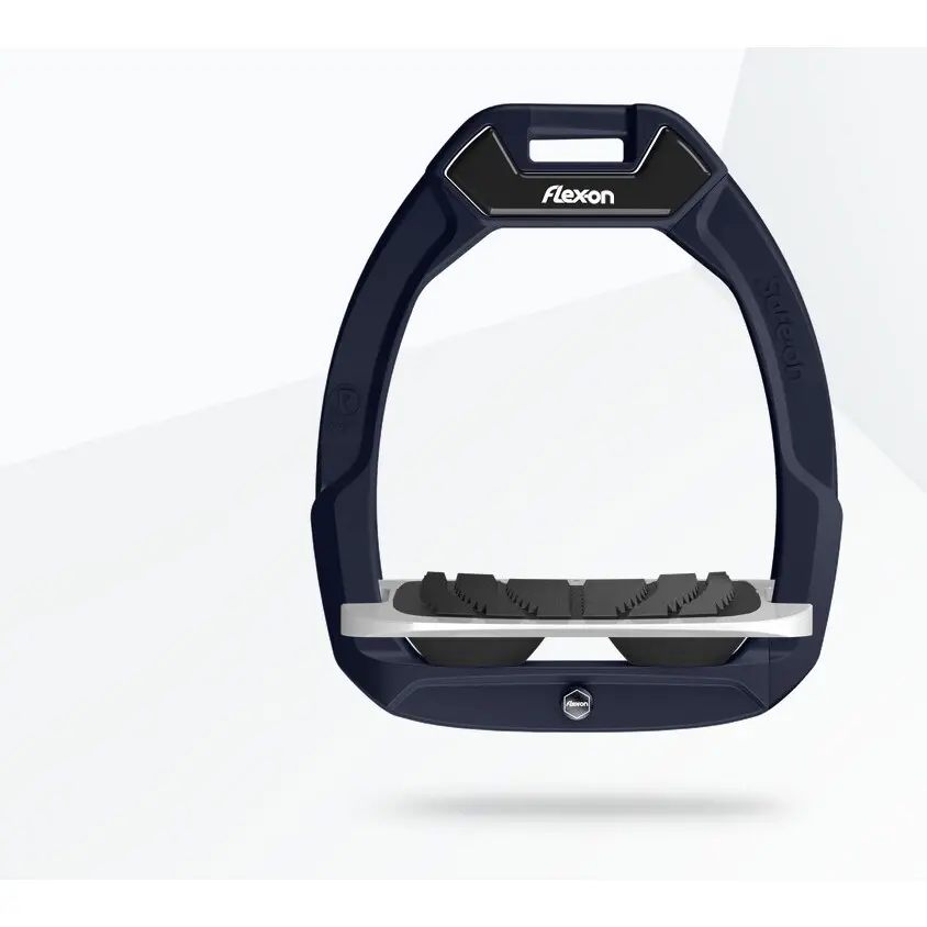 Comparer les prix de Étriers de sécurité d’équitation Incliné Grip Aluminium/Gris/Noir Flex-On Safe-On