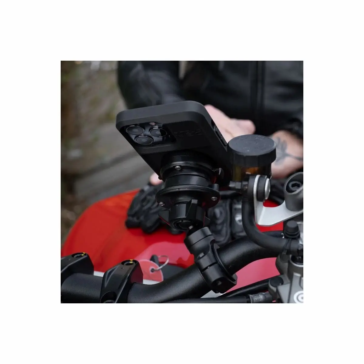 Velo Store - UK Handlebar smartphone holder Tigra fit-clic néo | Extra 10% off with Subscription, Postage £16.79 to UK Fedex.