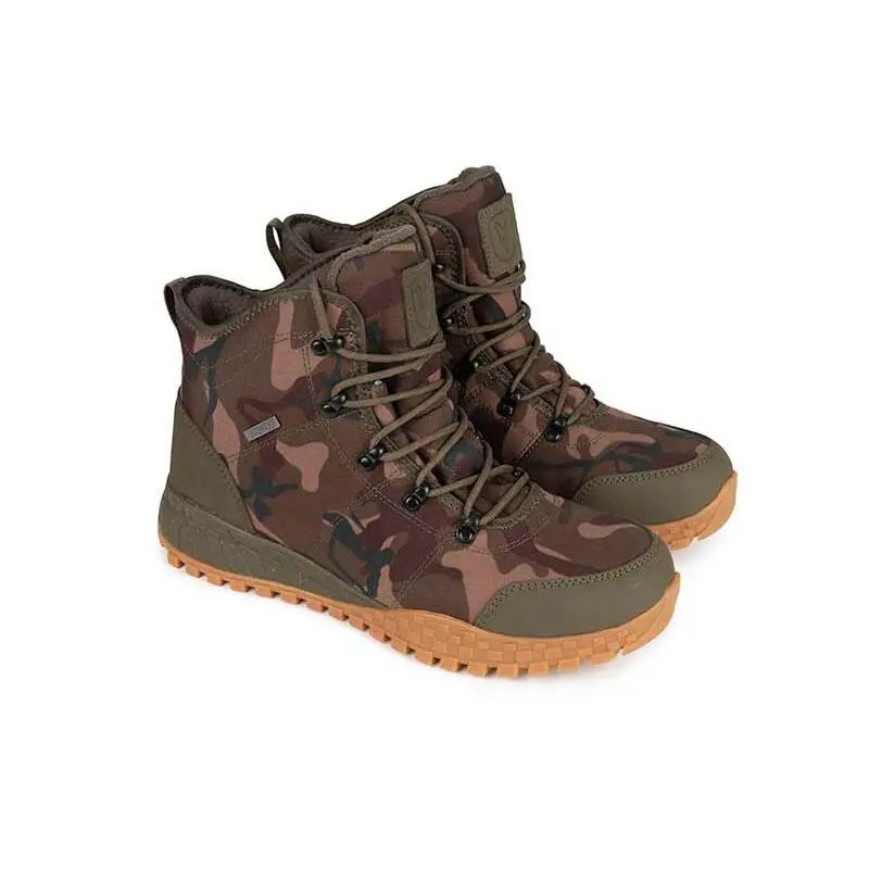 Boots Fox