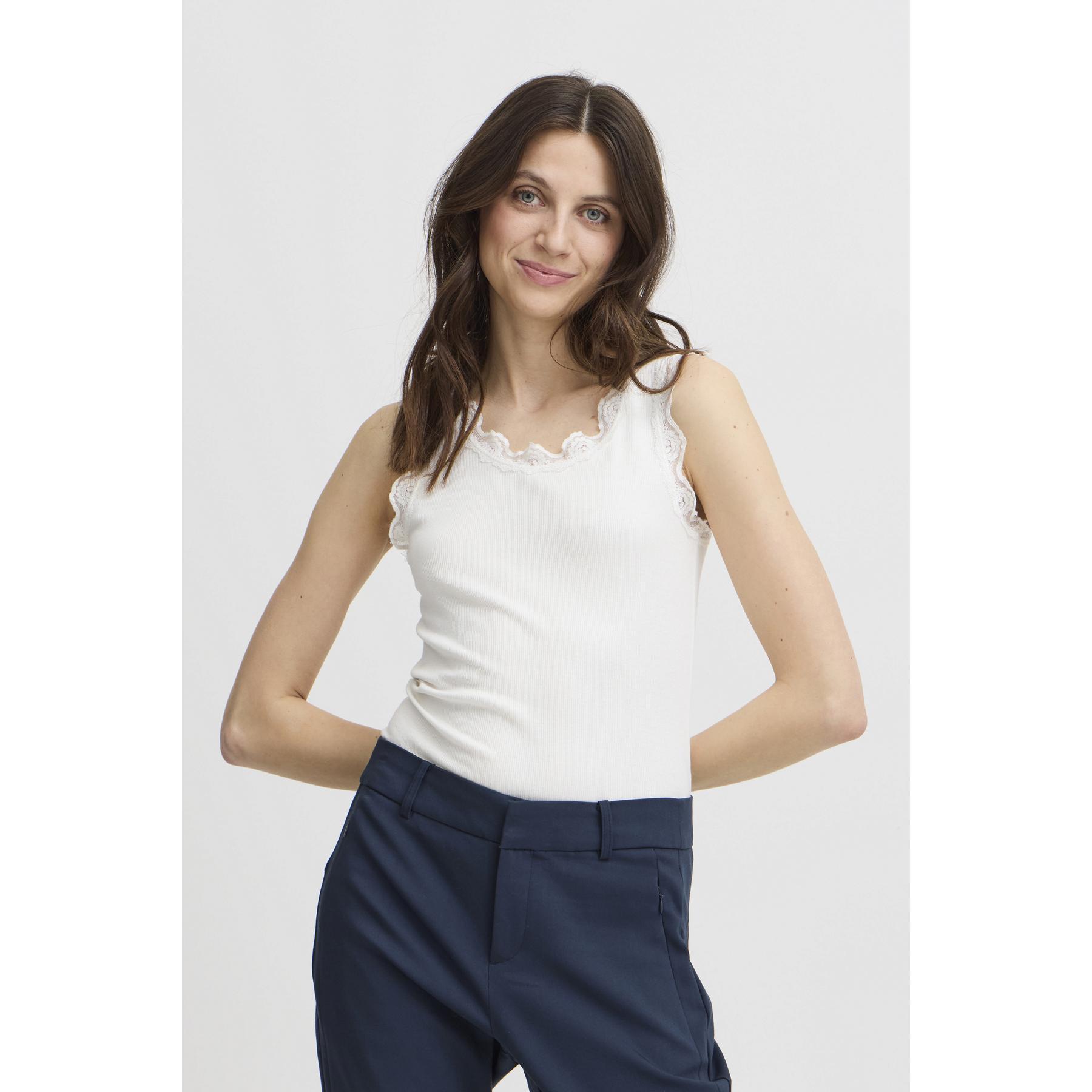 5714345625037 - Damen V-Ausschnitt T-Shirt Hizamond