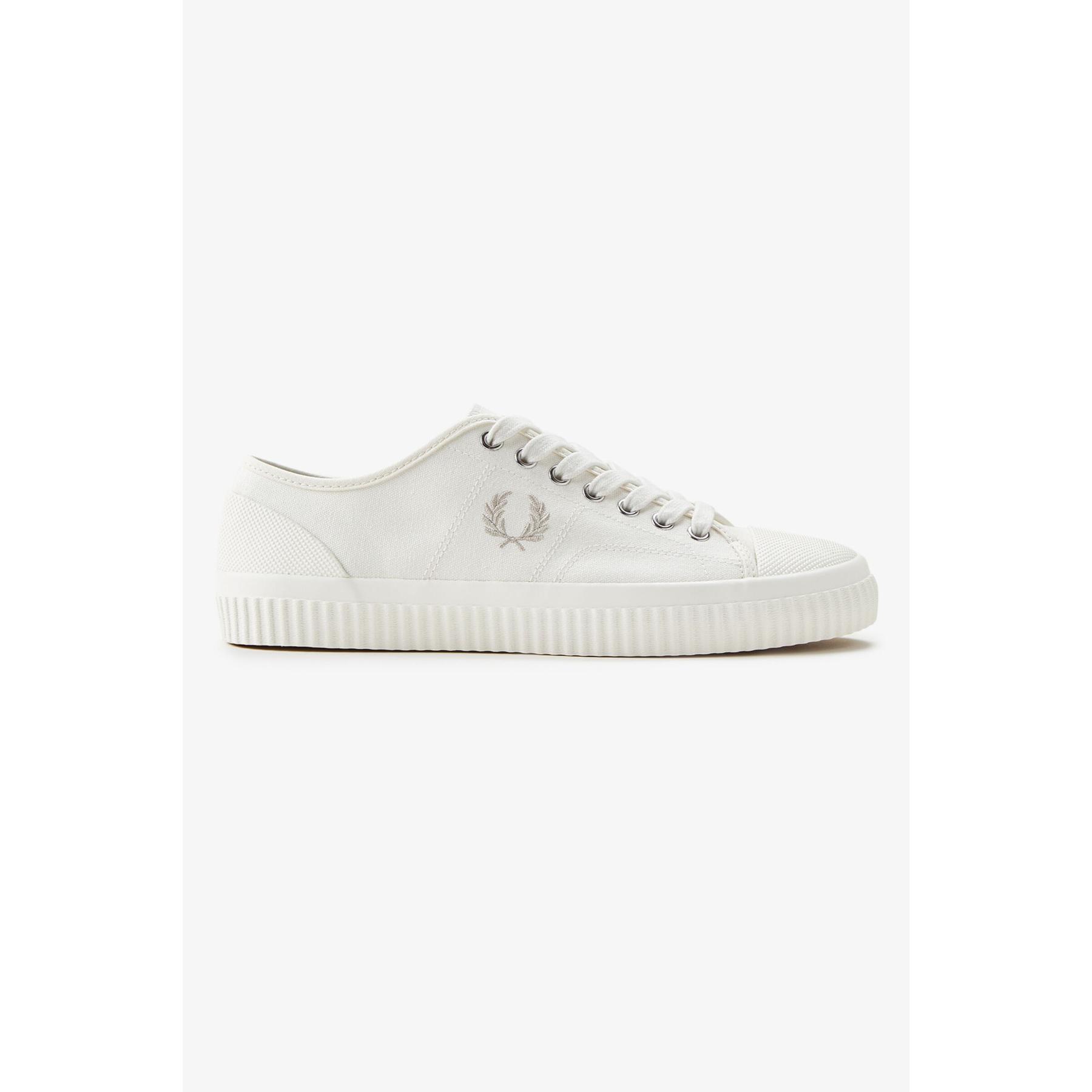 5034603335653 - Low Canvas Sneakers Hughes
