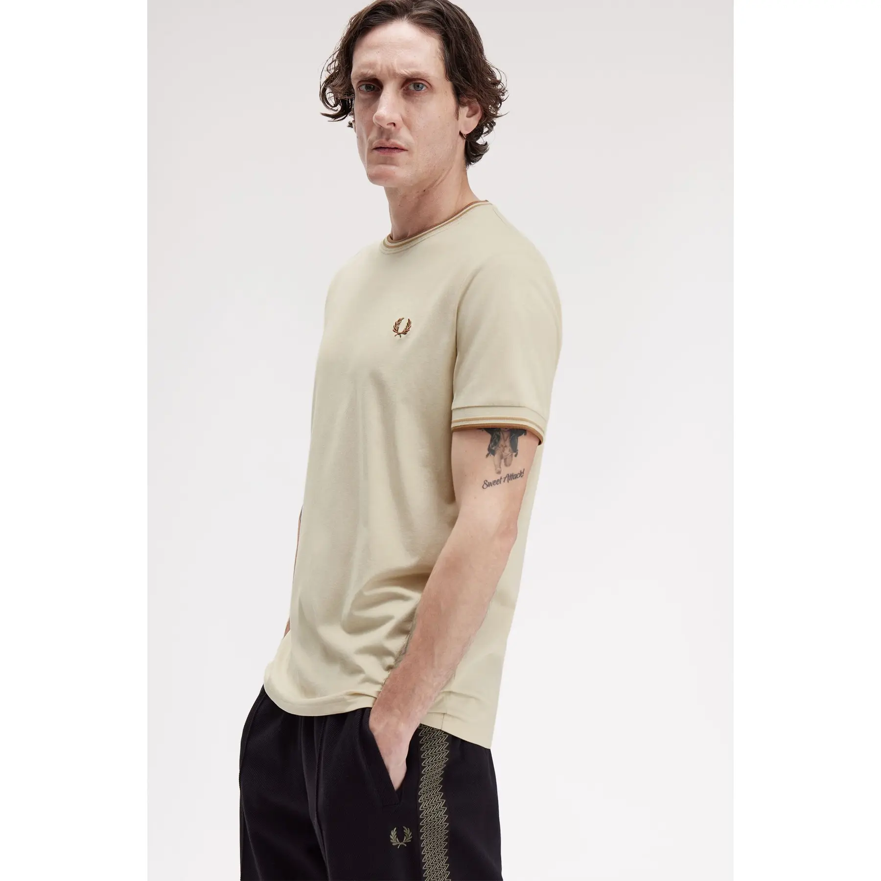 product/f/r/fred-perry_fpm1588v_z53_v2_q325_ed2.jpg