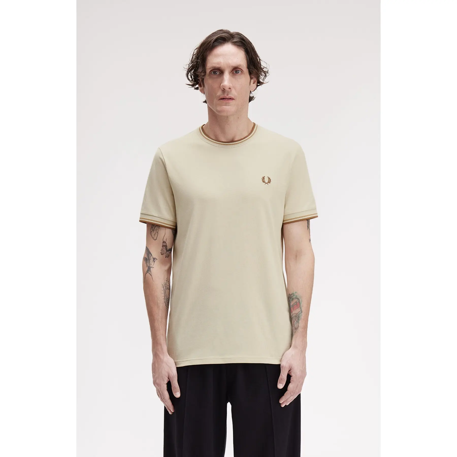 product/f/r/fred-perry_fpm1588v_z53_v2_q325_mod1_front.jpg