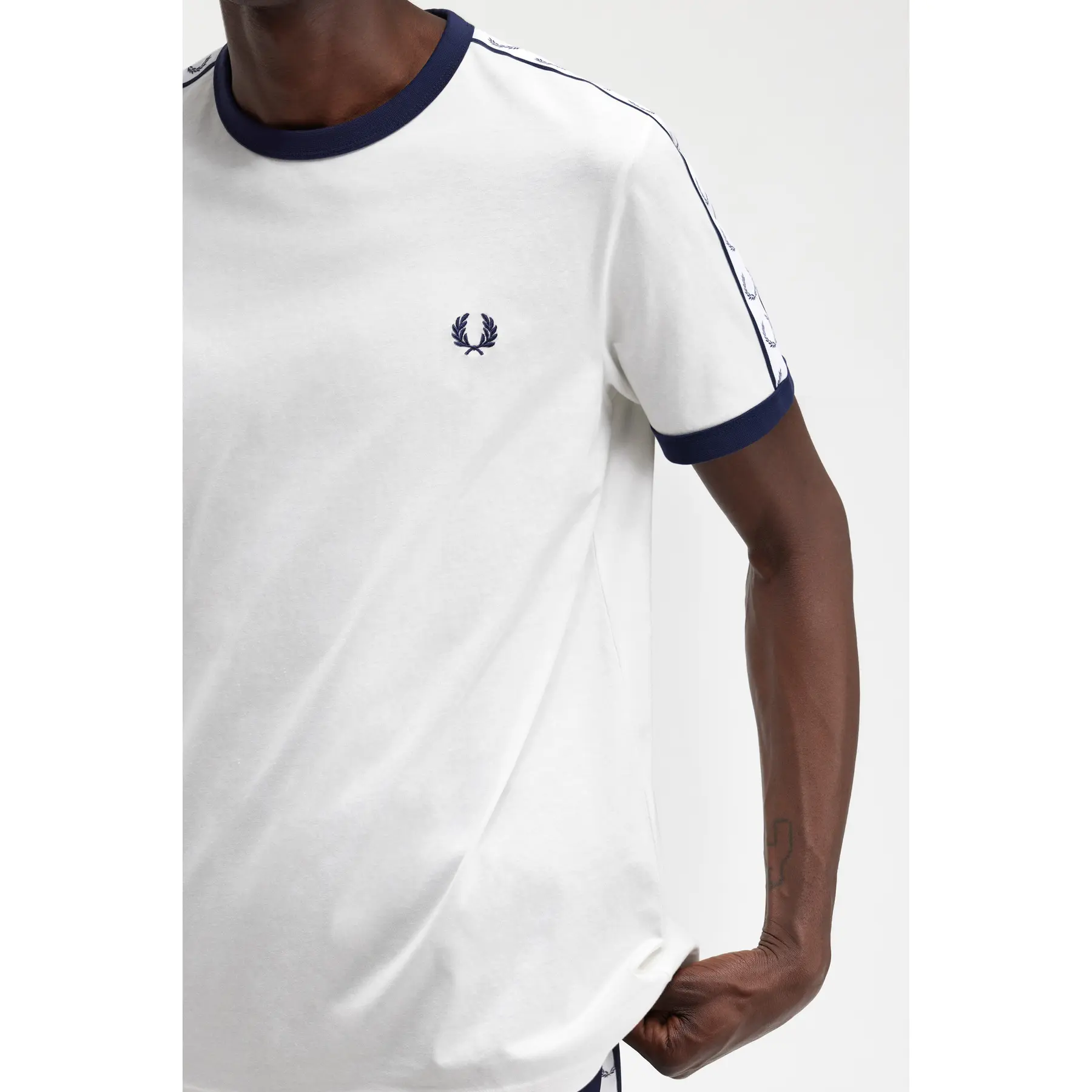 product/f/r/fred-perry_fpm4620-129_3_x.jpg