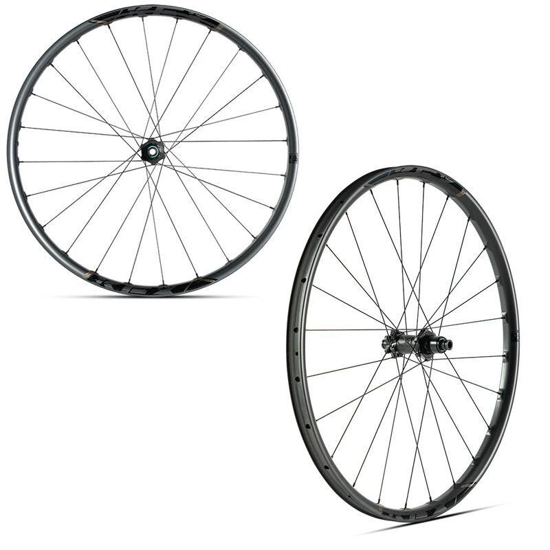 Velo Store - UK Pair of wheels FSA KFX TLR Shimano XD | Extra 10% off with Subscription, Postage £16.79 to UK Fedex.