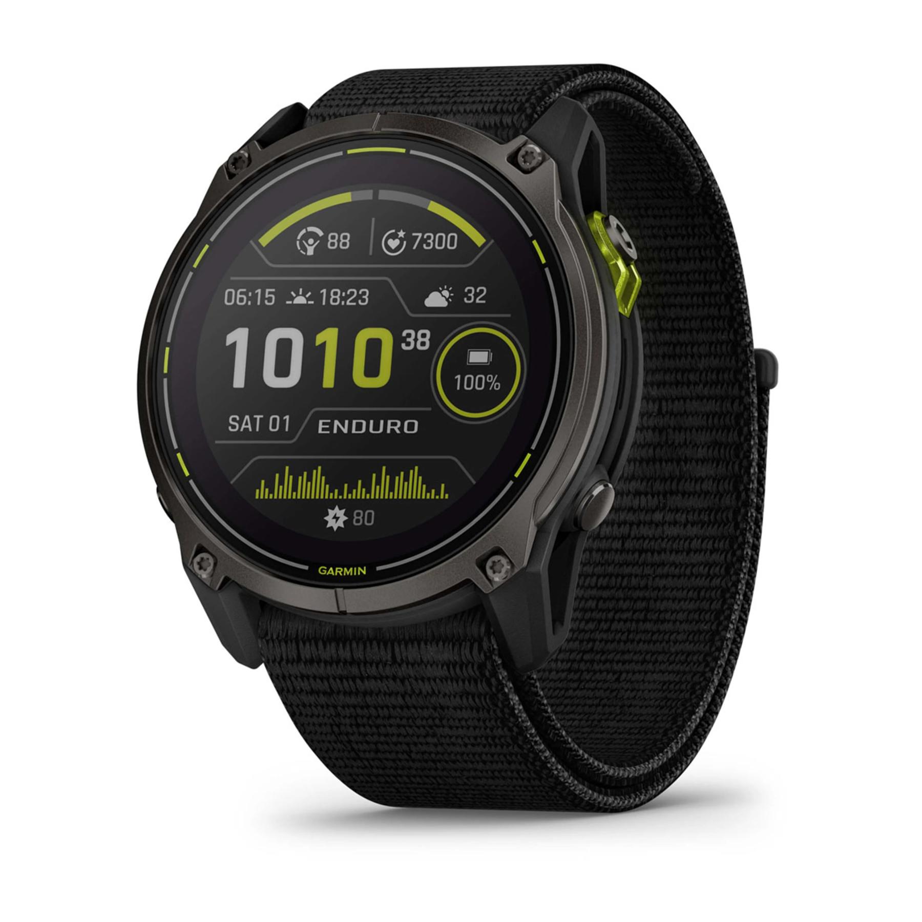product/g/a/garmin_010-02751-01_noir-carbon-gray_1.jpg