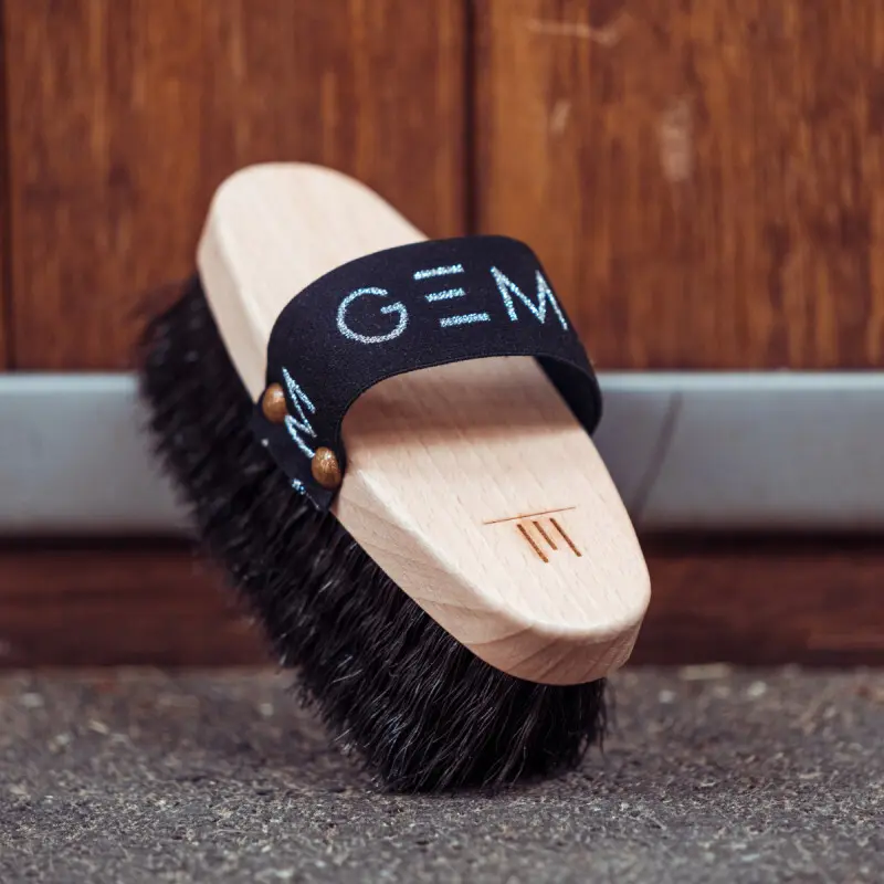 Gem Noir Hard Brush For Horses