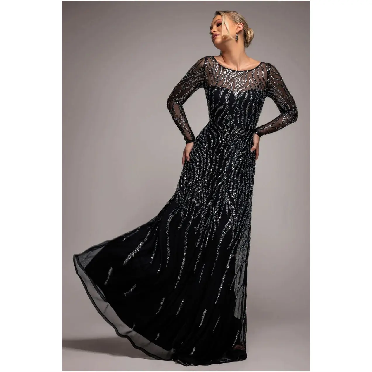 Robe nuisette lunghe a maniche lunghe svasate ornata di paillettes e perle sfumate donna