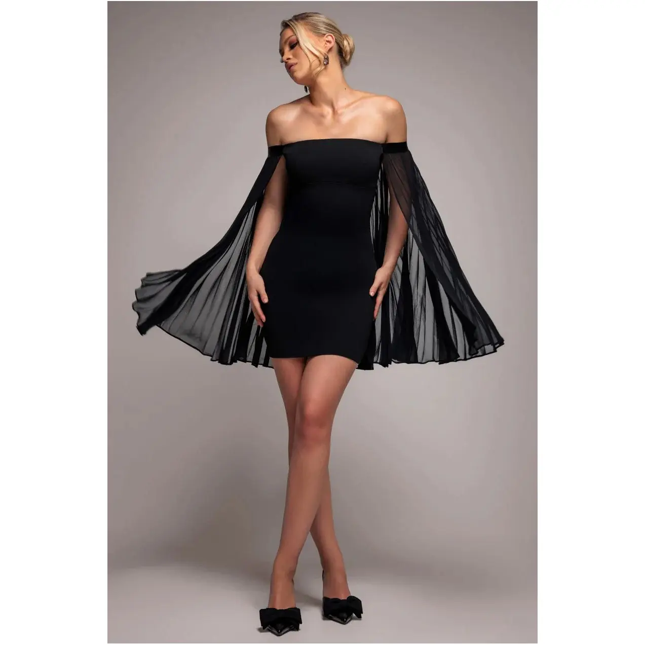 Image of Kurze Bustierrobe mit plissierter Chiffon-Cape Damen Goddiva