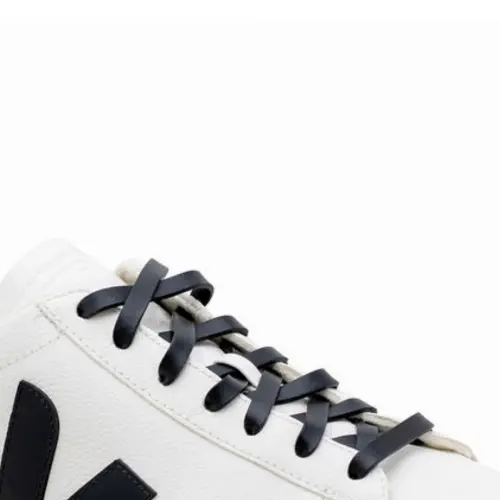 Gorilla Tribe Unisex Noir Laces