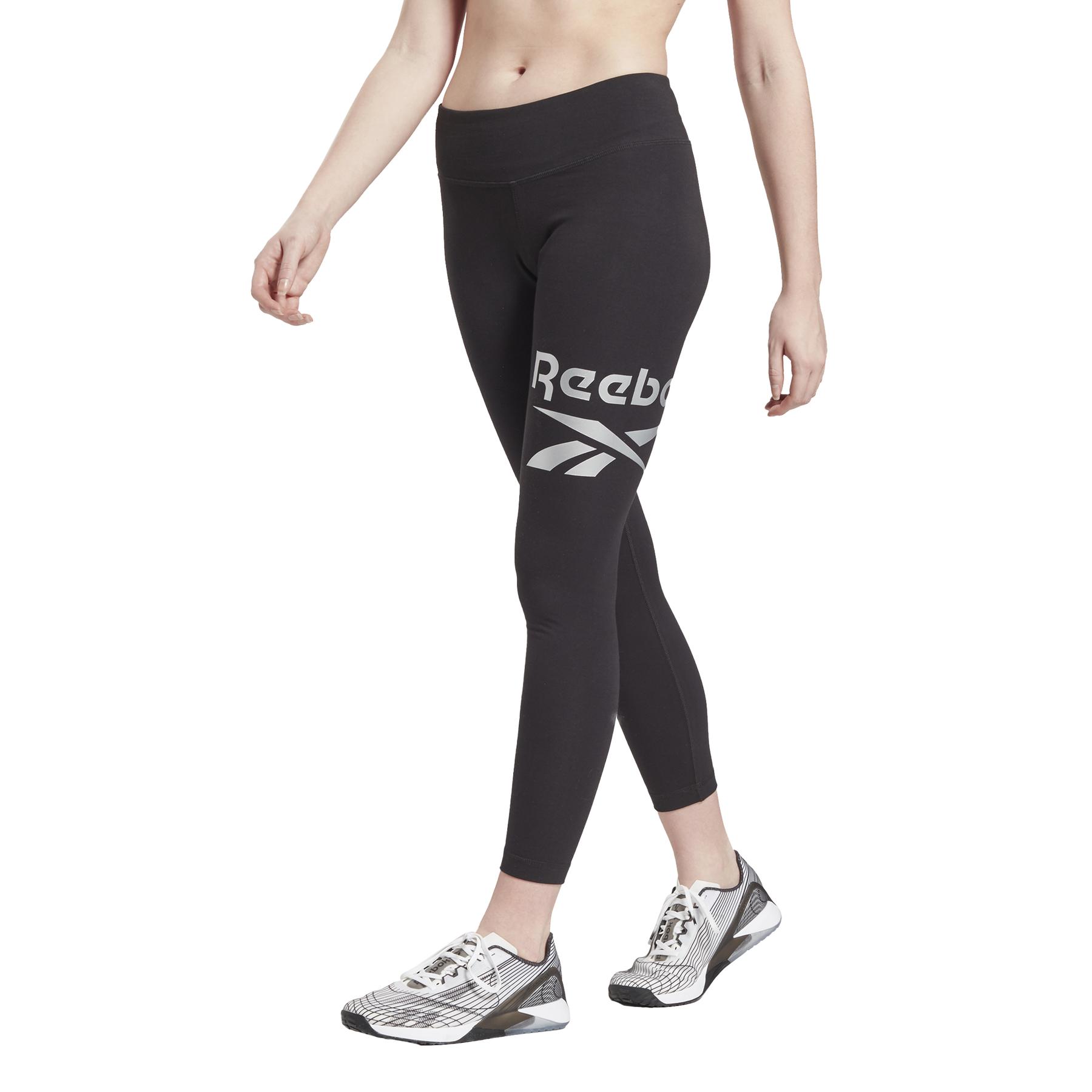 product/g/r/gr9390_app_on-model_standard_white.jpg