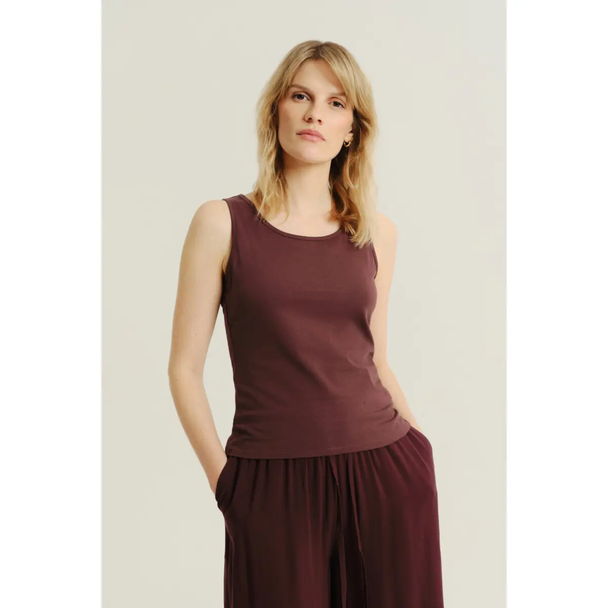 Canottiera aderente da donna  Basic May