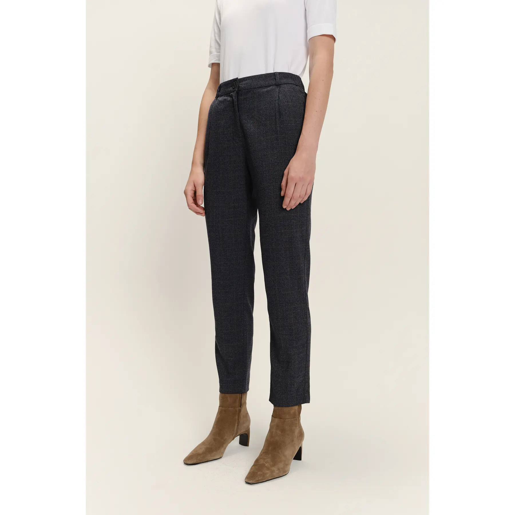 Image of Damen Karottenhose Greenpoint