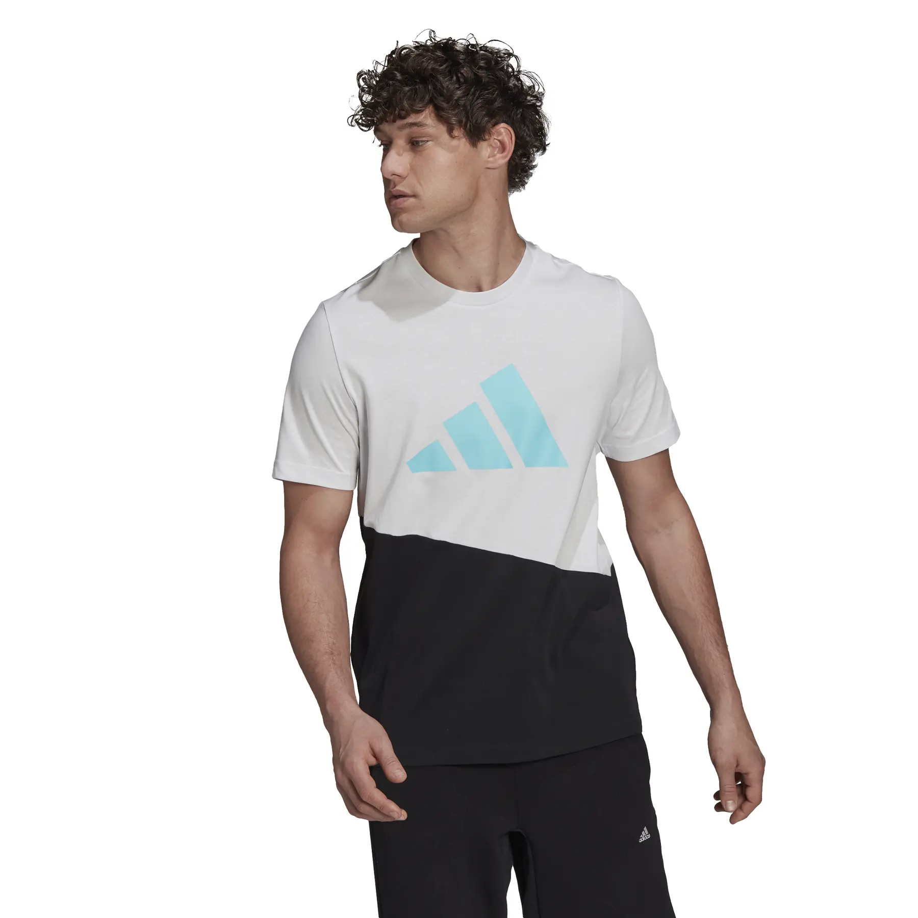 T-shirt adidas Graphic