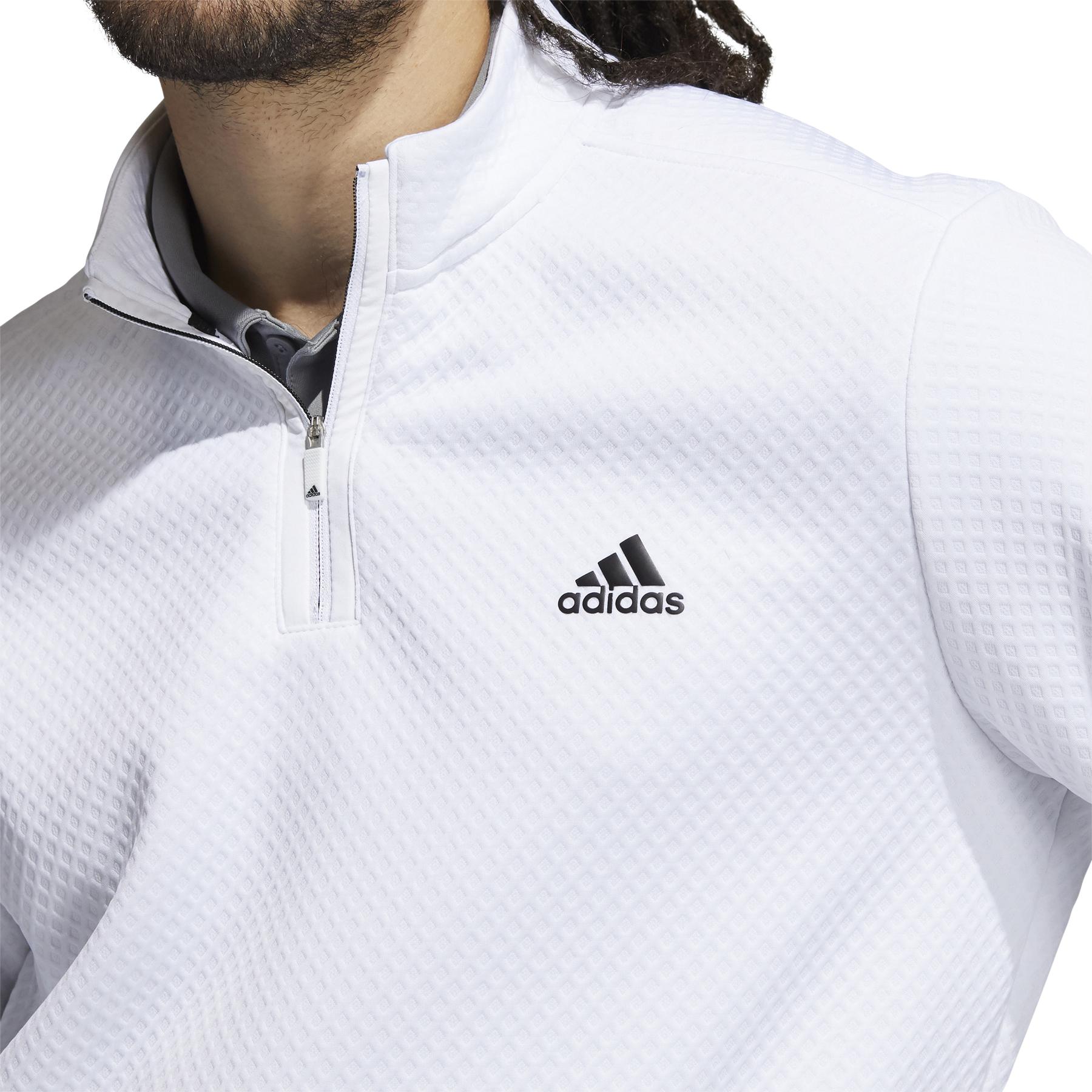 product/g/u/gu5090_app_on-model_detail-1_white.jpg
