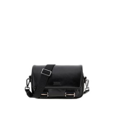 7621806187936 - Umhängetasche mit Klappenverschluss und Knopf Boston