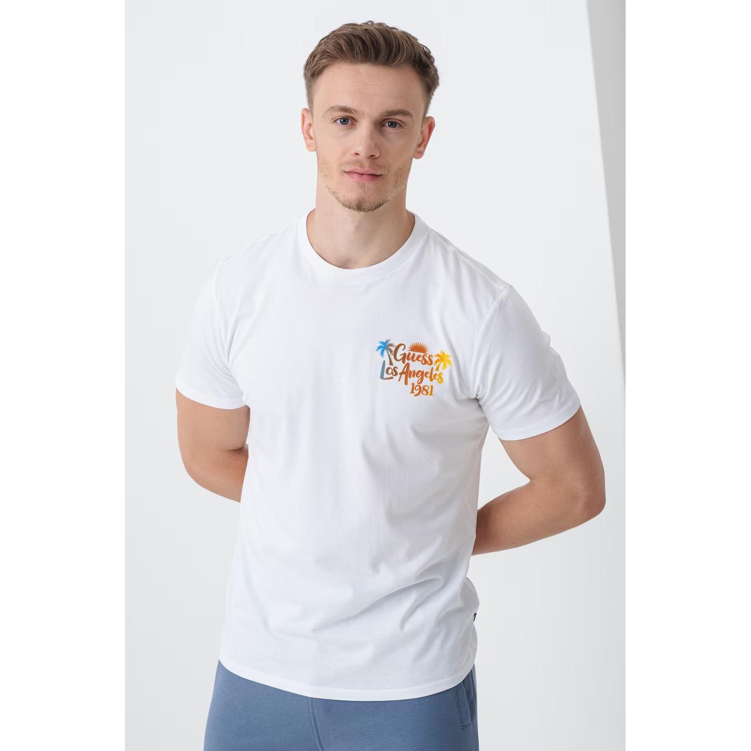 7628907099014 - Basics T-Shirt mit tropisch verlaufenden Farben Guess