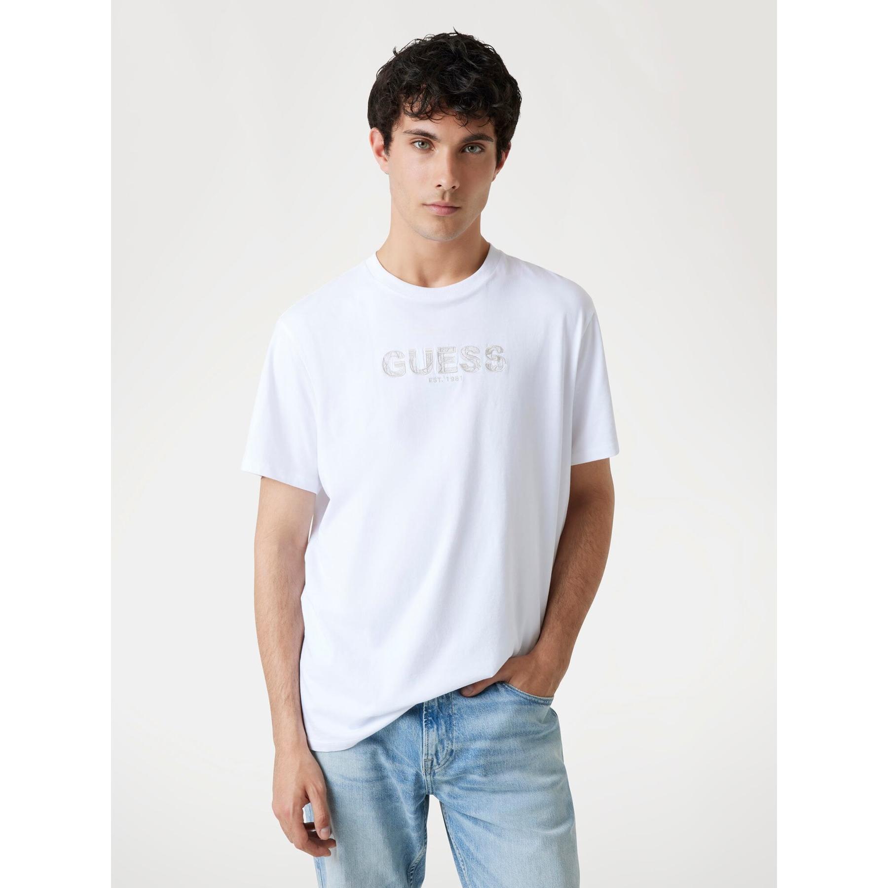 product/g/u/guess_m5yi41-kbw41-g011_pure-white_2.jpg