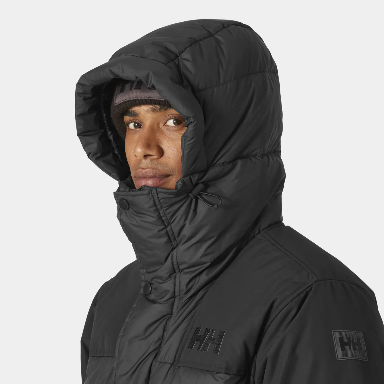 product/h/e/helly-hansen_53468-990_black_5.jpg
