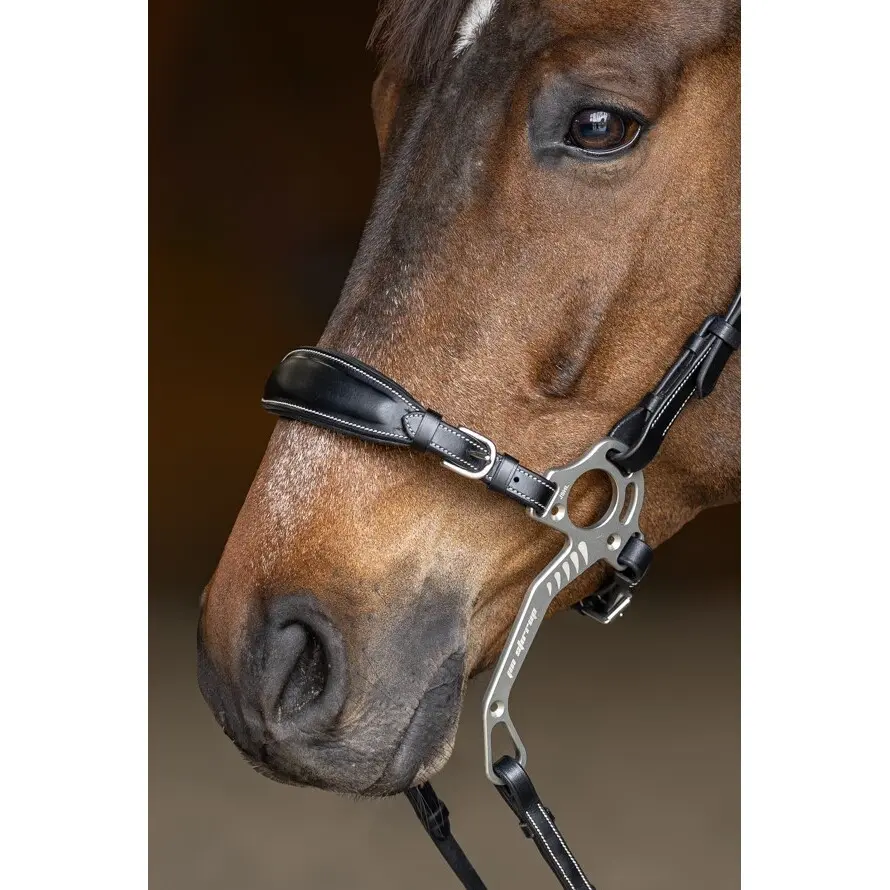 Hfi Noir Horse Muzzle And Chain Hackamore