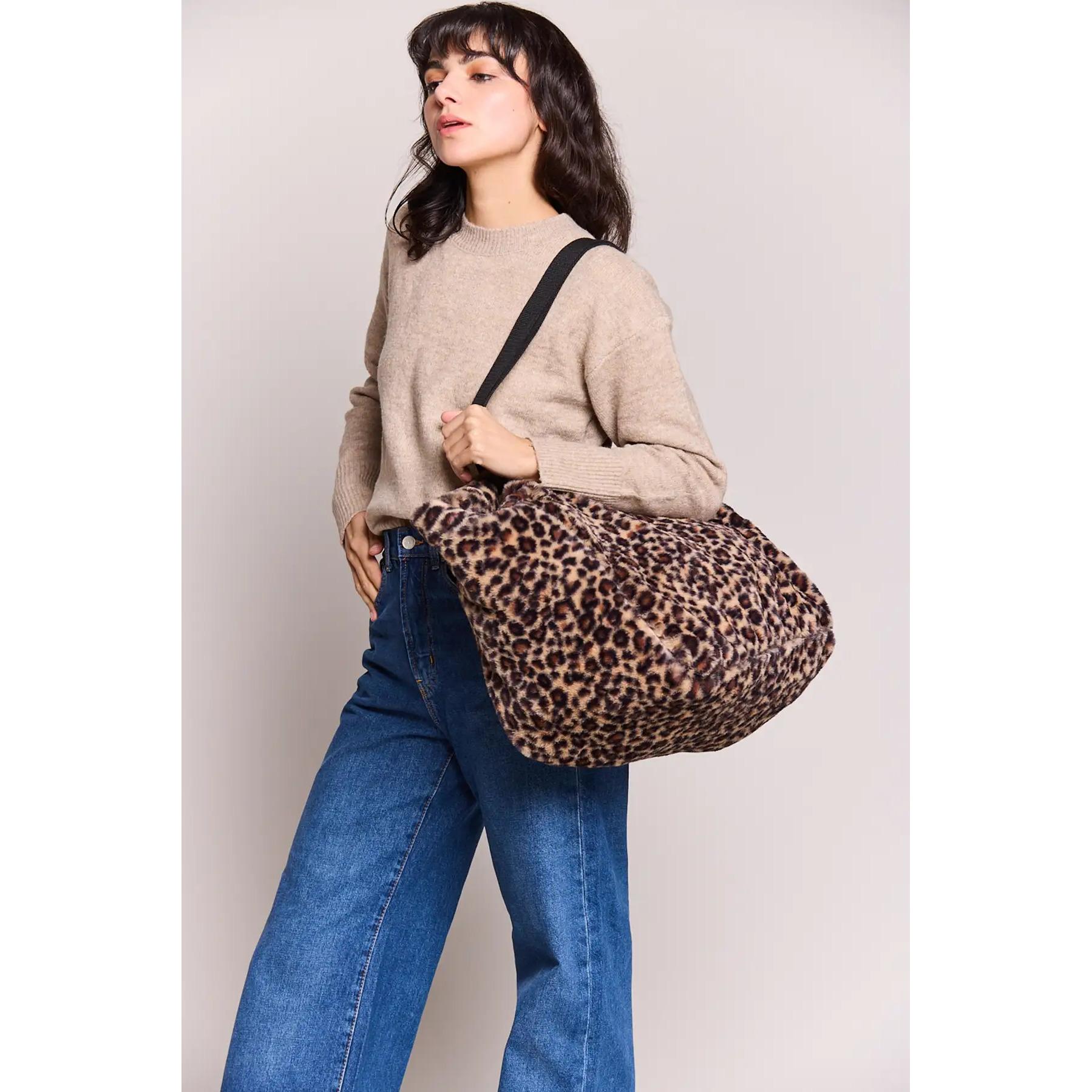 product/h/i/hindbag-claude-fl-leopard-3.jpg