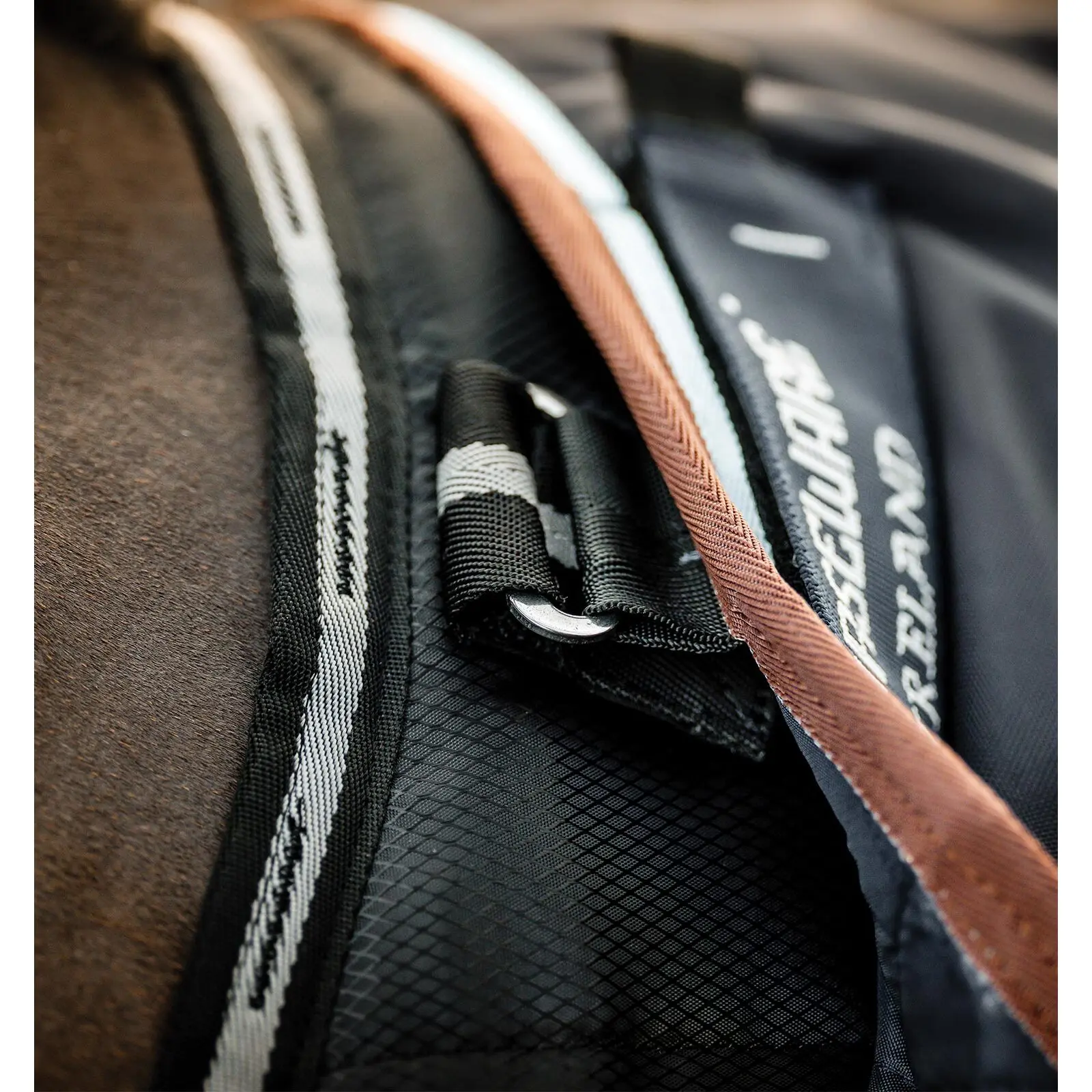 COPERTA DA PADDOCK MIO HORSEWARE LITE – Selleria Gianetti