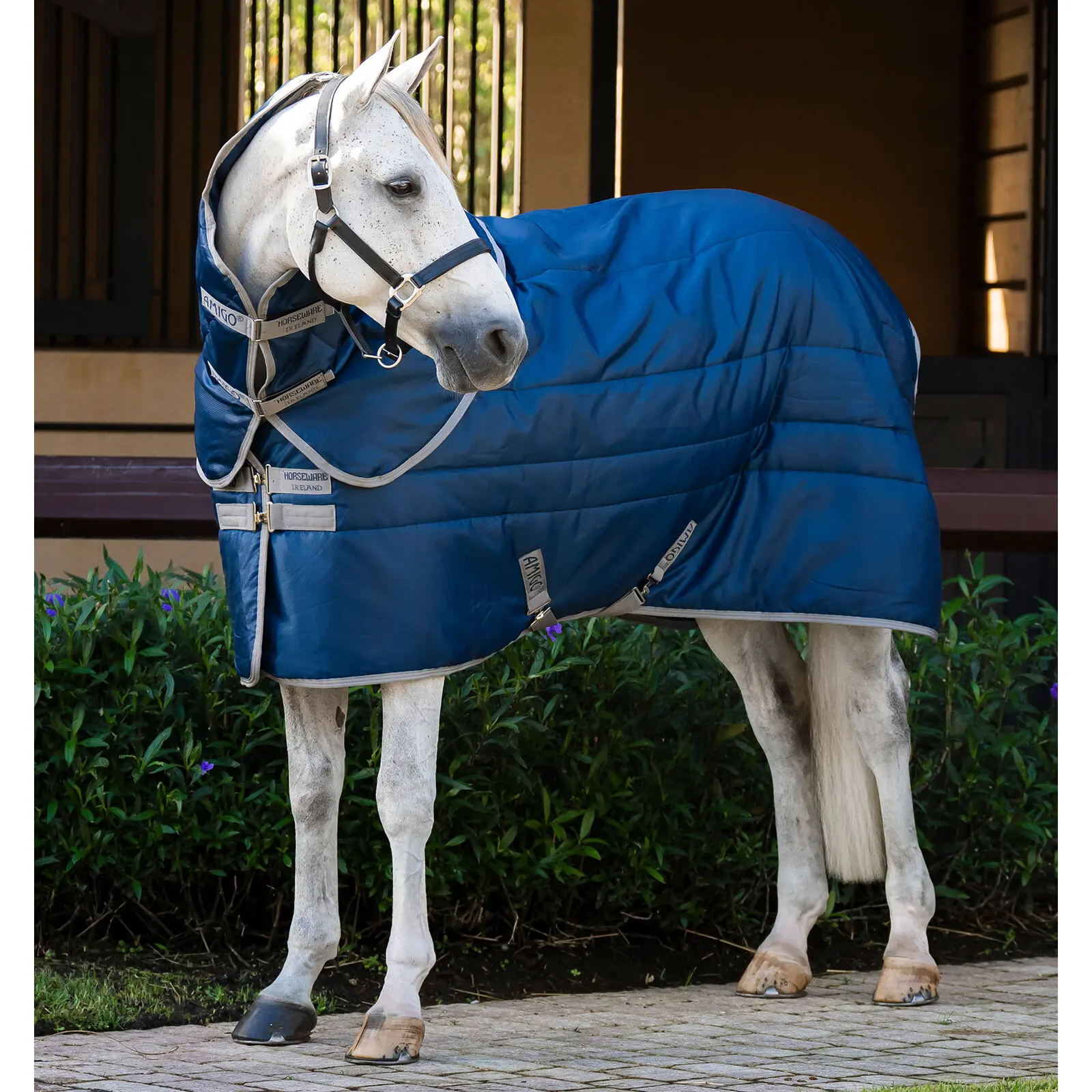Couverture d'écurie isolant pour cheval Horseware Amigo Ripstop Plus Stable 200g