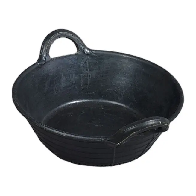 Horze Noir Rubber Horse Feederhorze
