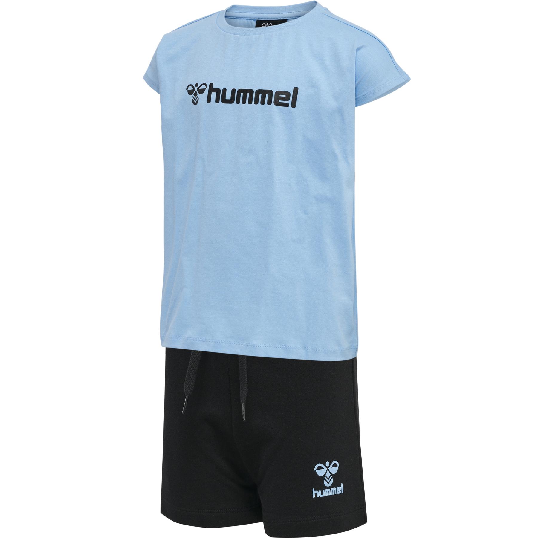 Set di maglietta e Shorts da bambina Hummel Nova