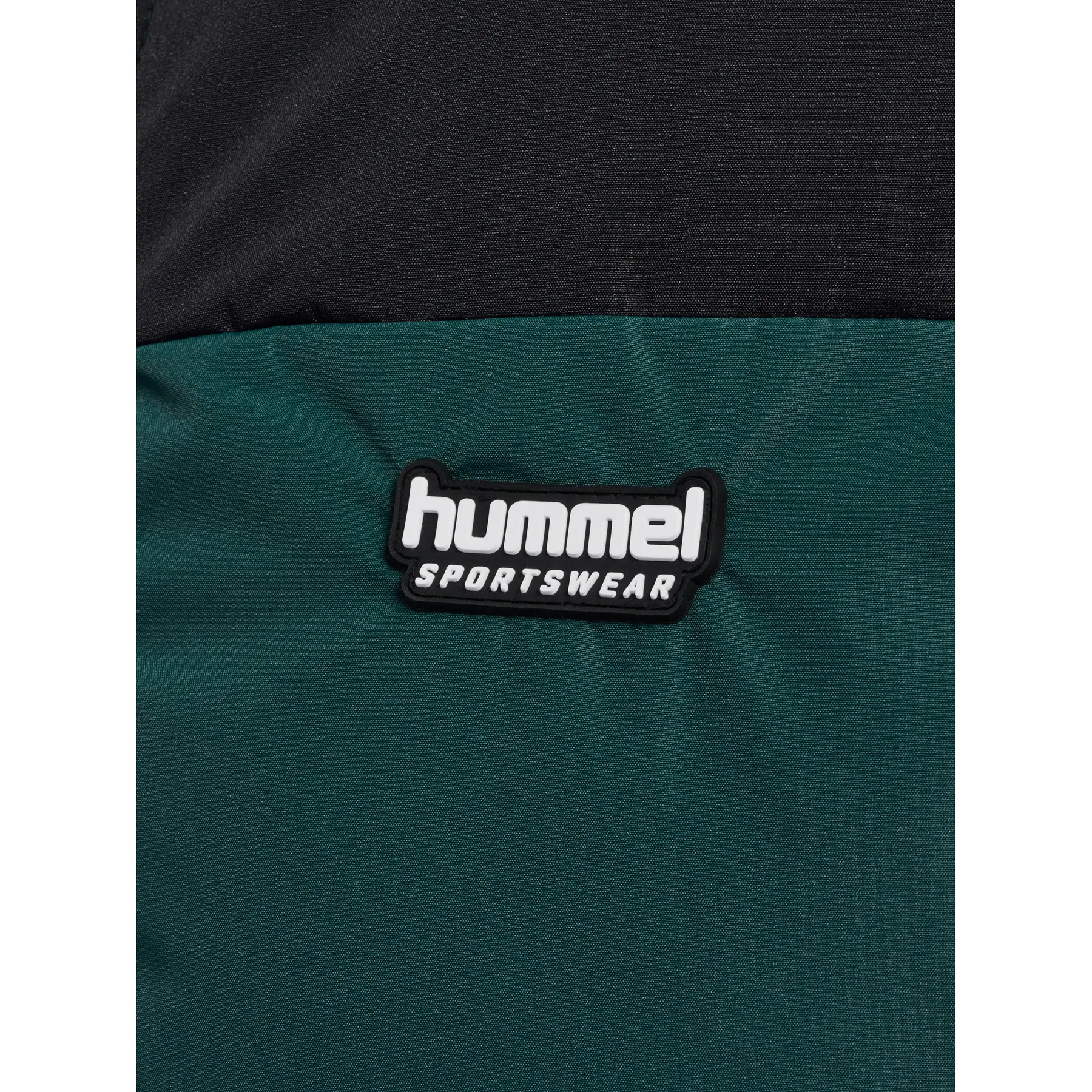product/h/u/hummel_225948-6565_green_2.jpg