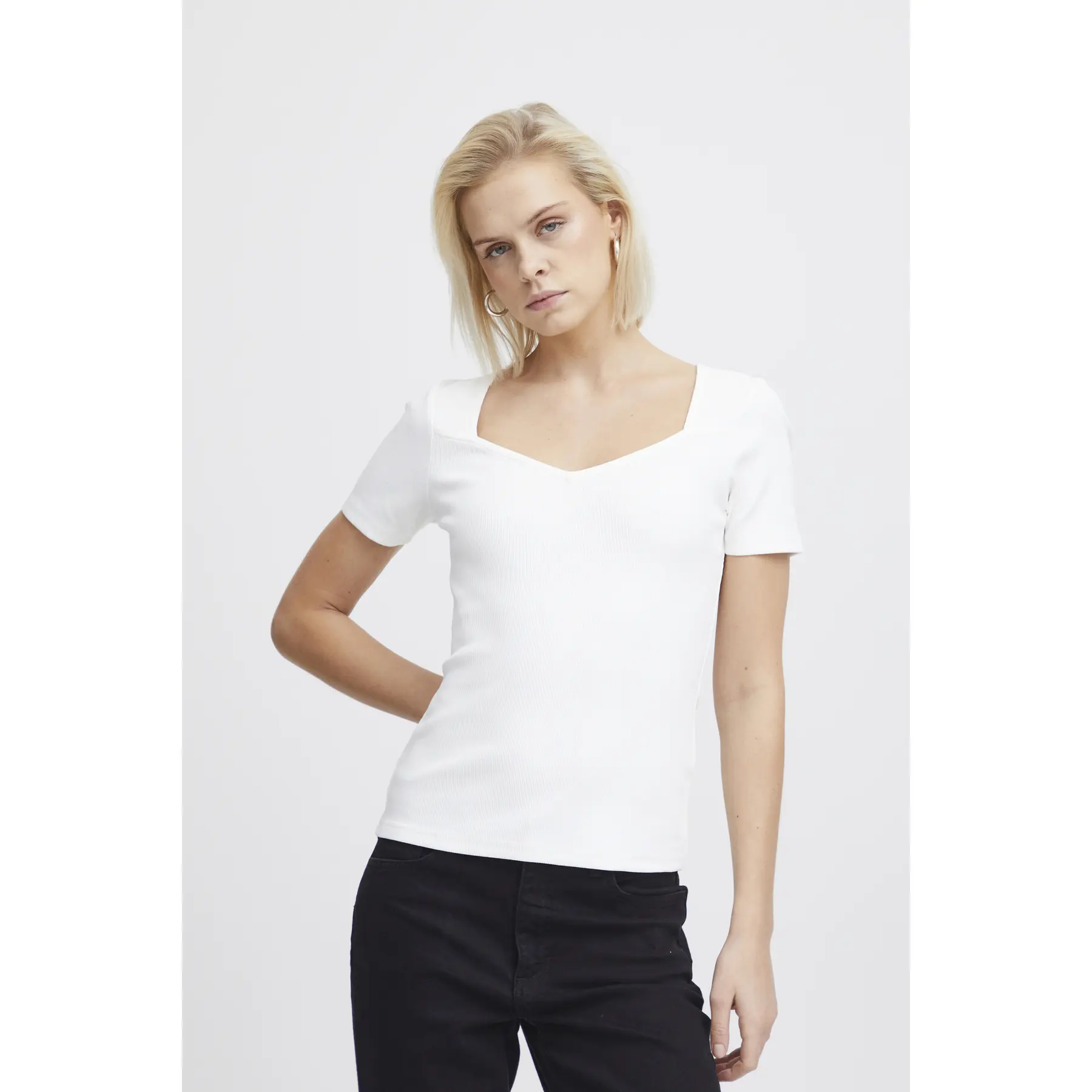 5715572191388 - T-Shirt Oreta SS2