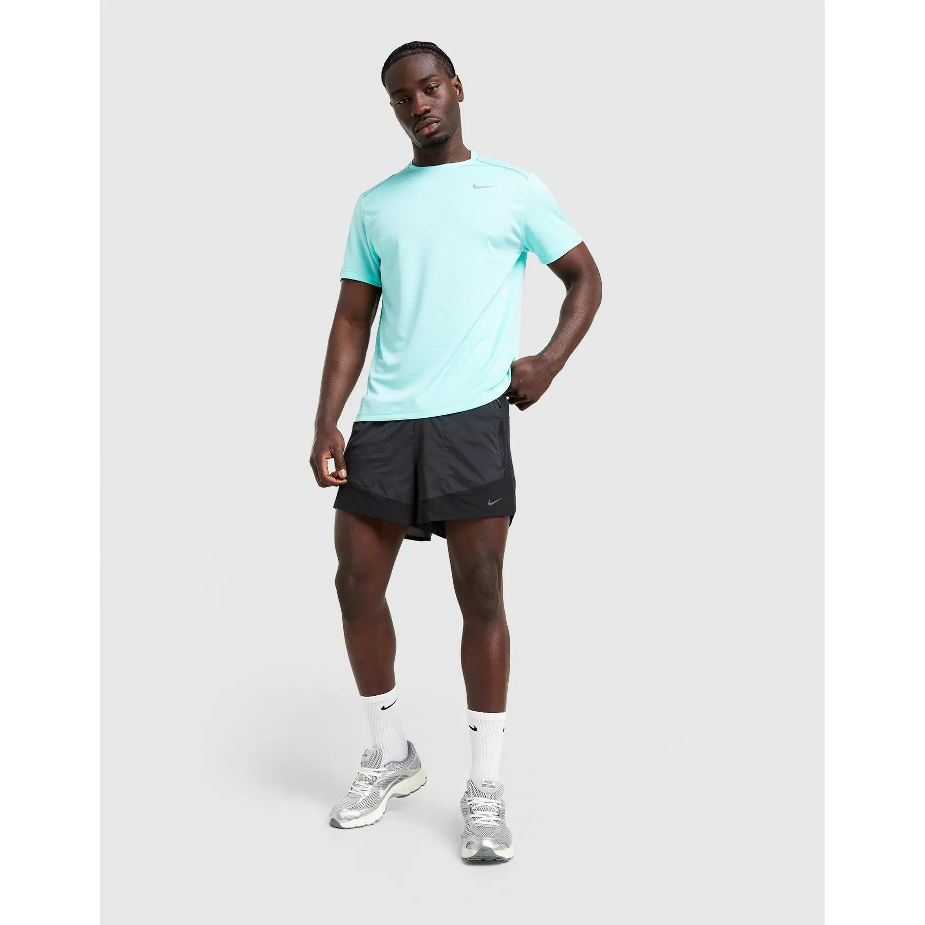 Nike Men's Noir Shorts With Integrated Undershorts Stride Plus