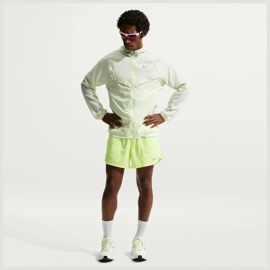Nike Men's Jaune Shorts With Integrated Undershorts Dri-Fit Stride