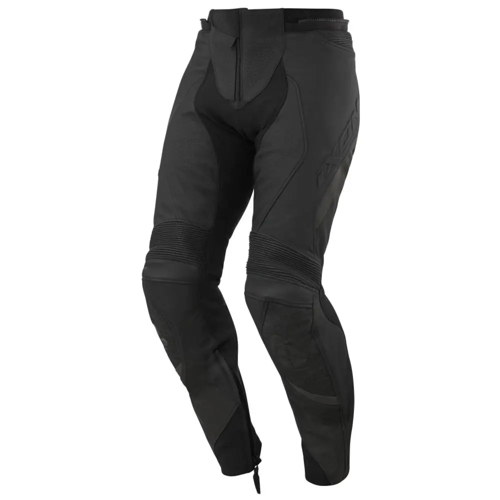 Lederhose Ixon Avenger
