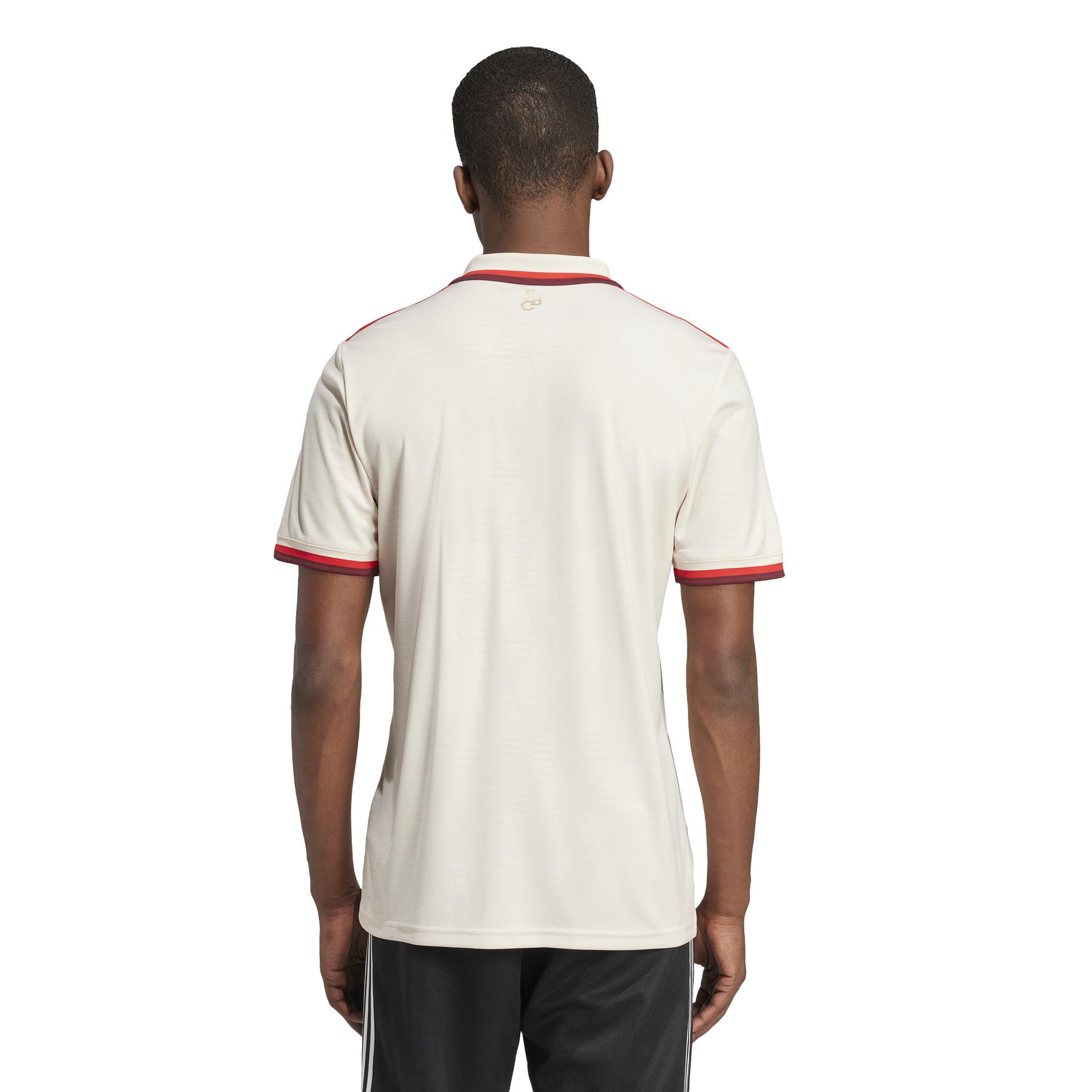 product/i/z/iz3129_6_apparel_on_model_back_view_white.jpg
