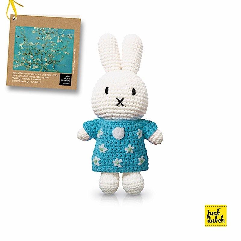 8719324381659 - Schmusetuch miffy Blumen Just Dutch