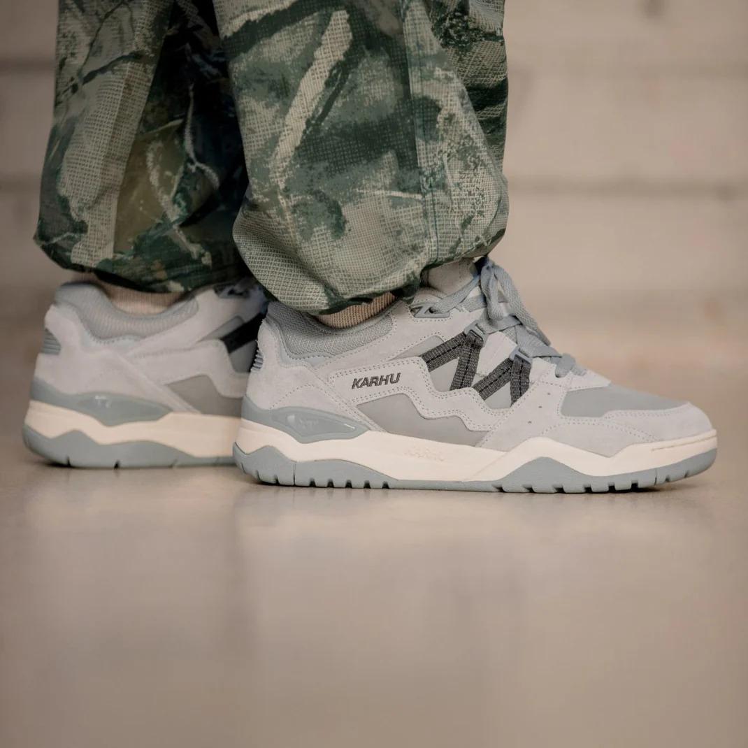 product/k/a/karhu-f850006-gris-7.jpg