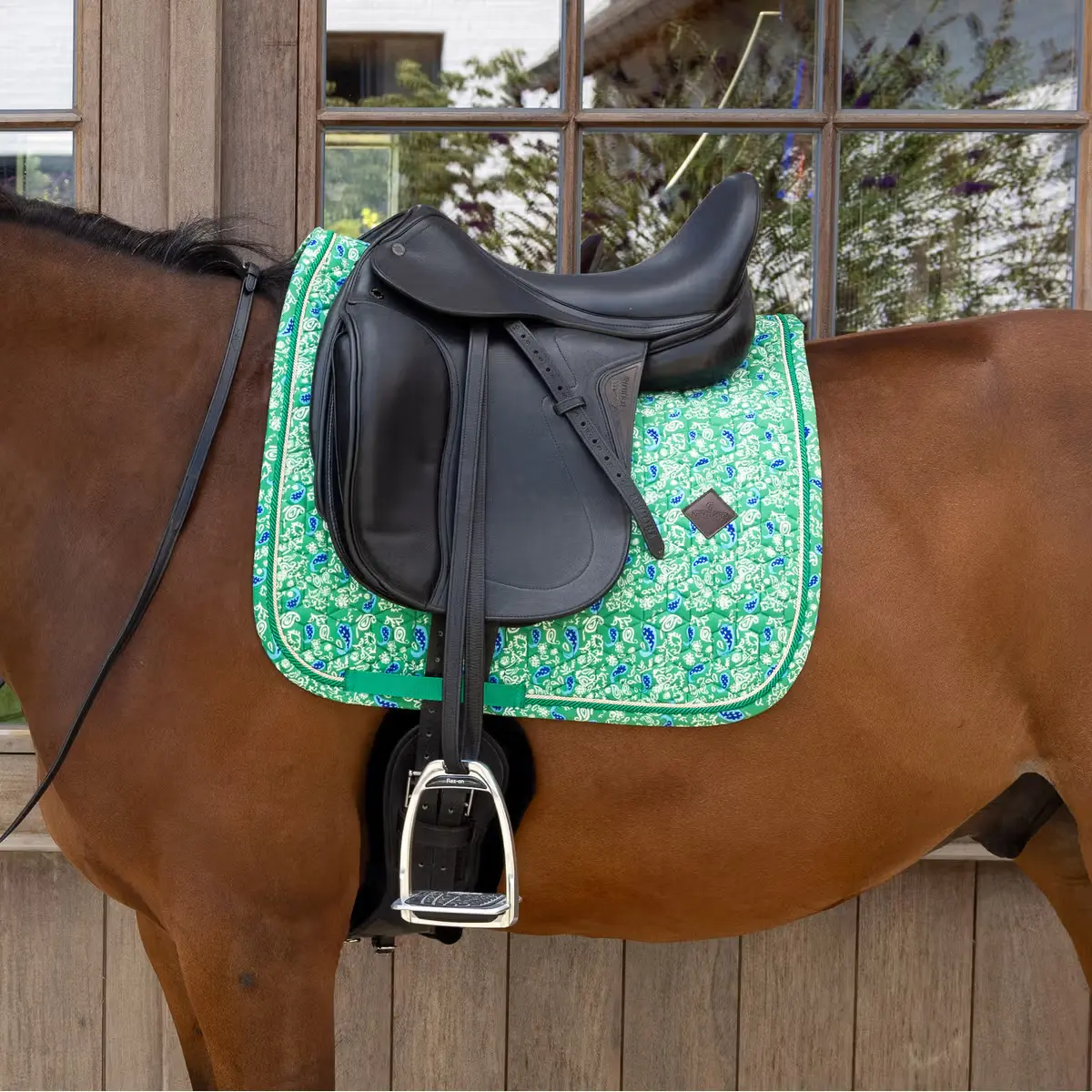 Kentucky Horsewear Vert Dressage Saddle Pad For Horses Paisley Garden
