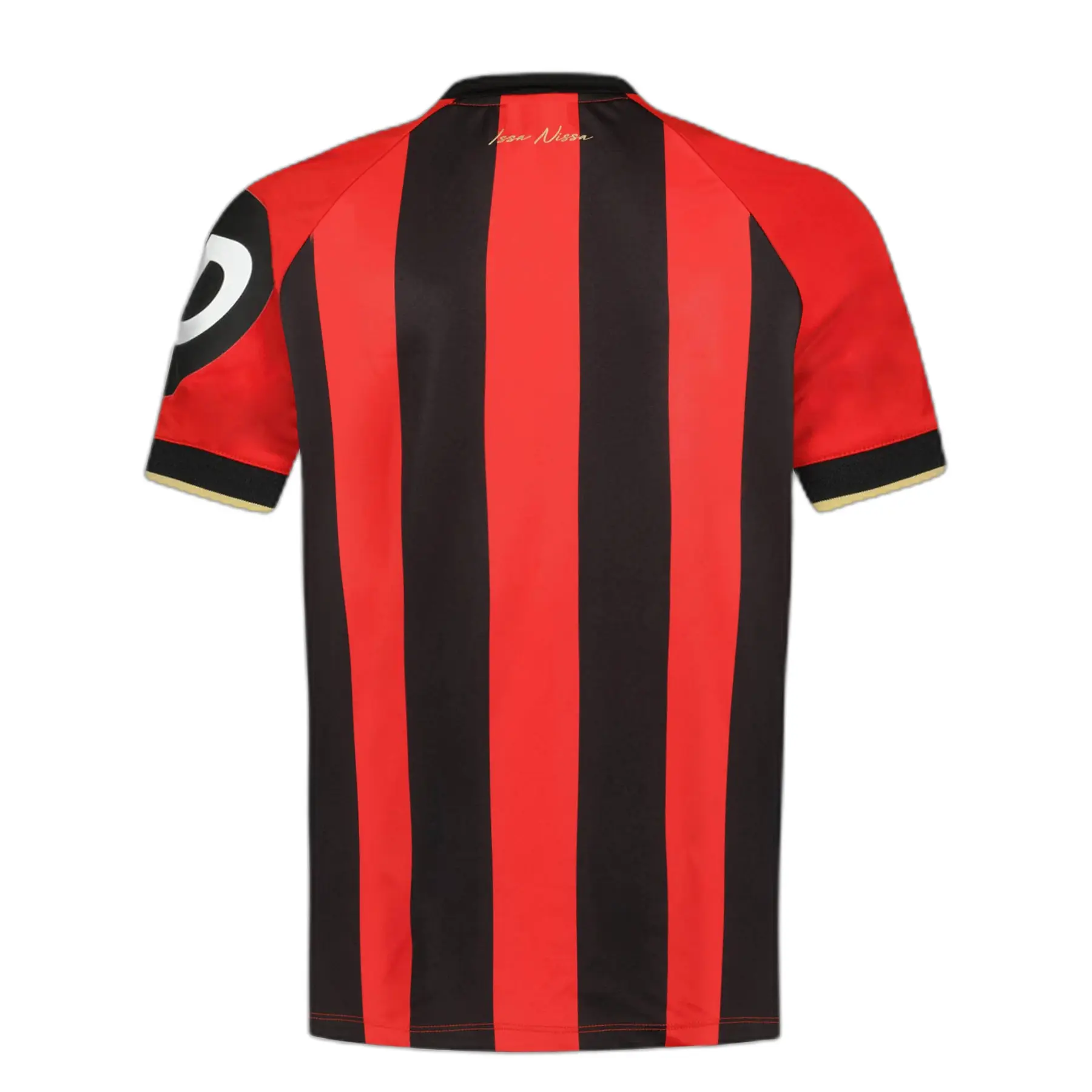L’OGC Nice dévoile le maillot third de la saison 2023-2024