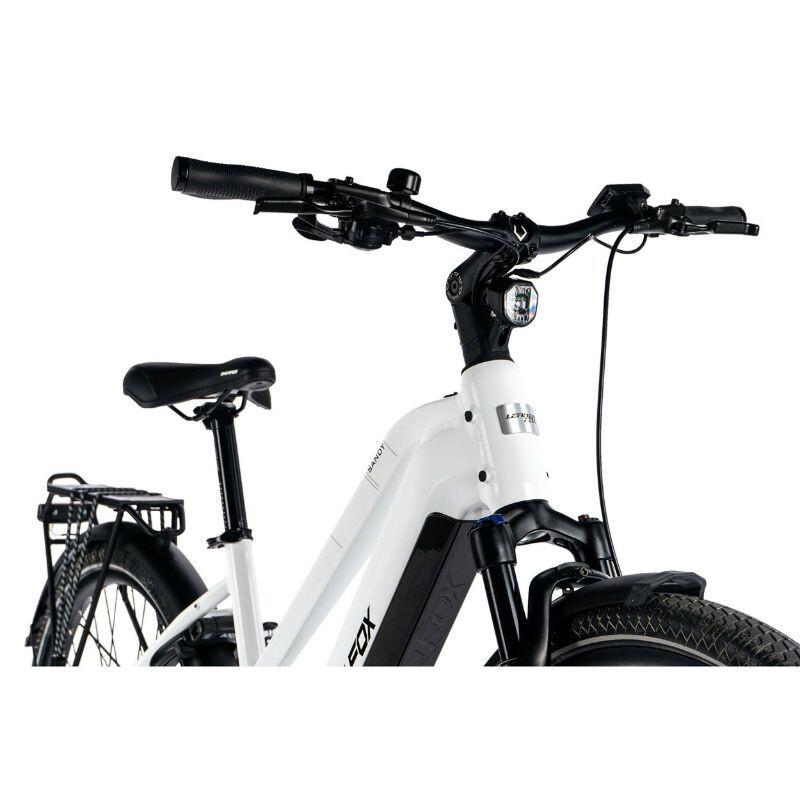product/l/e/leader-fox_209369_blanc-brillant_2.jpg