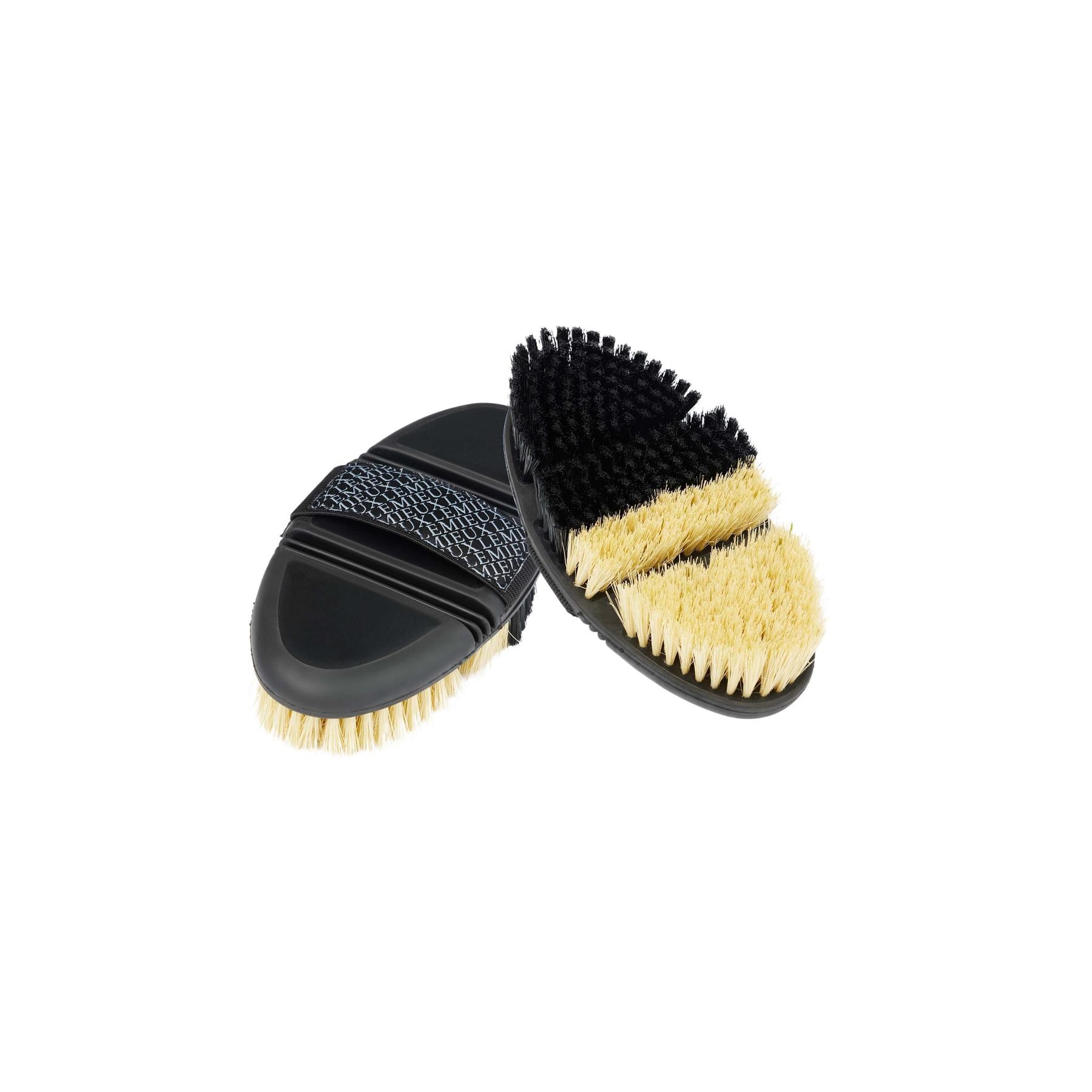 Comparer les prix de Brosse douce LeMieux Flexi Half & Half