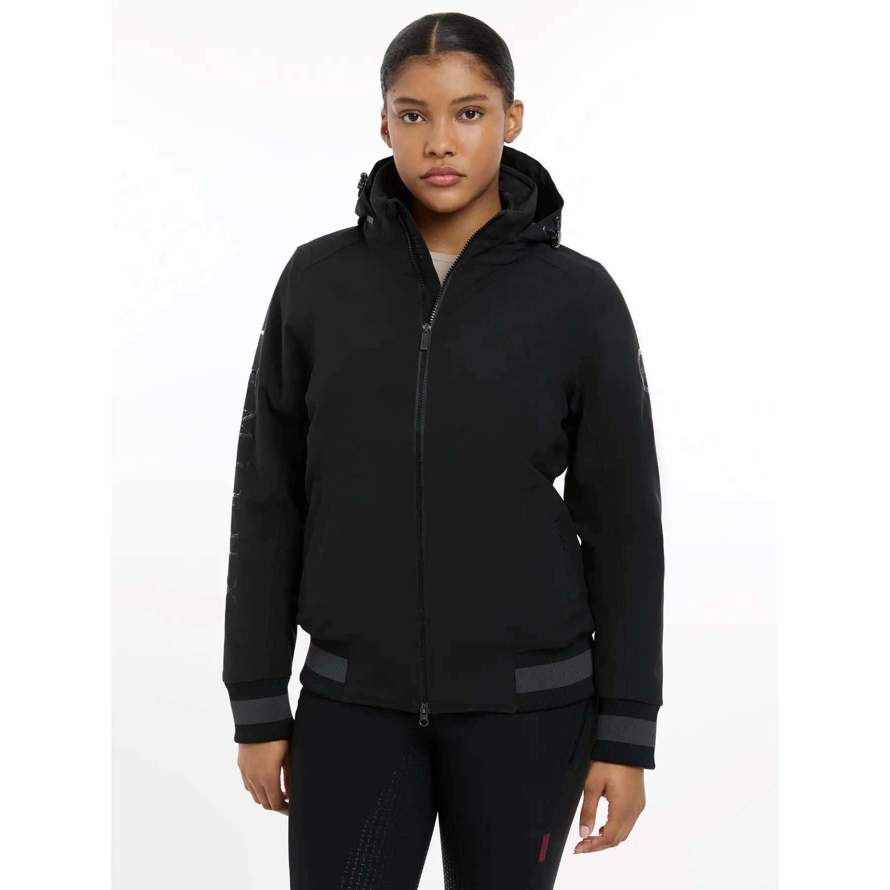 Comparer les prix de Veste imperméable équitation femme LeMieux Team
