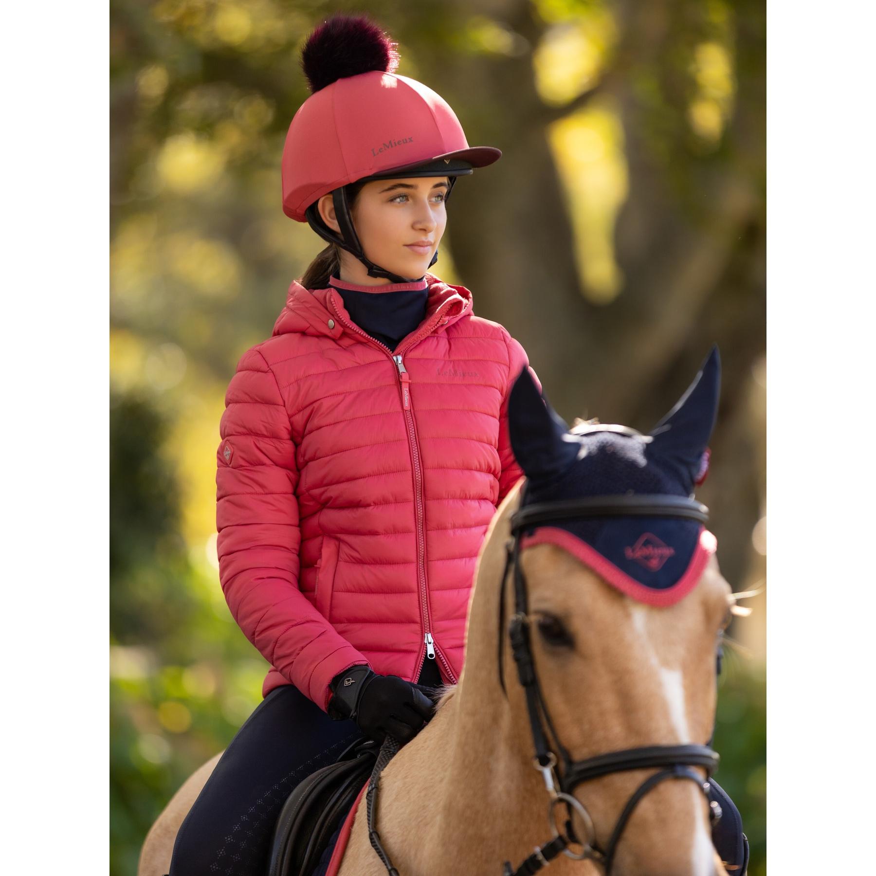 product/l/e/lemieux_it07267110_cranberry_4.jpg