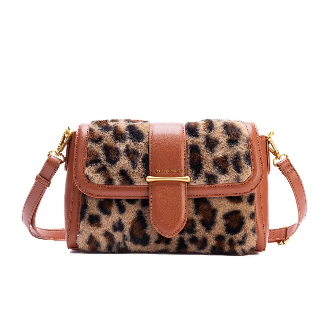 3658541078728 - Rechteckige Umhängetasche mit Klappe für Frauen Frisson