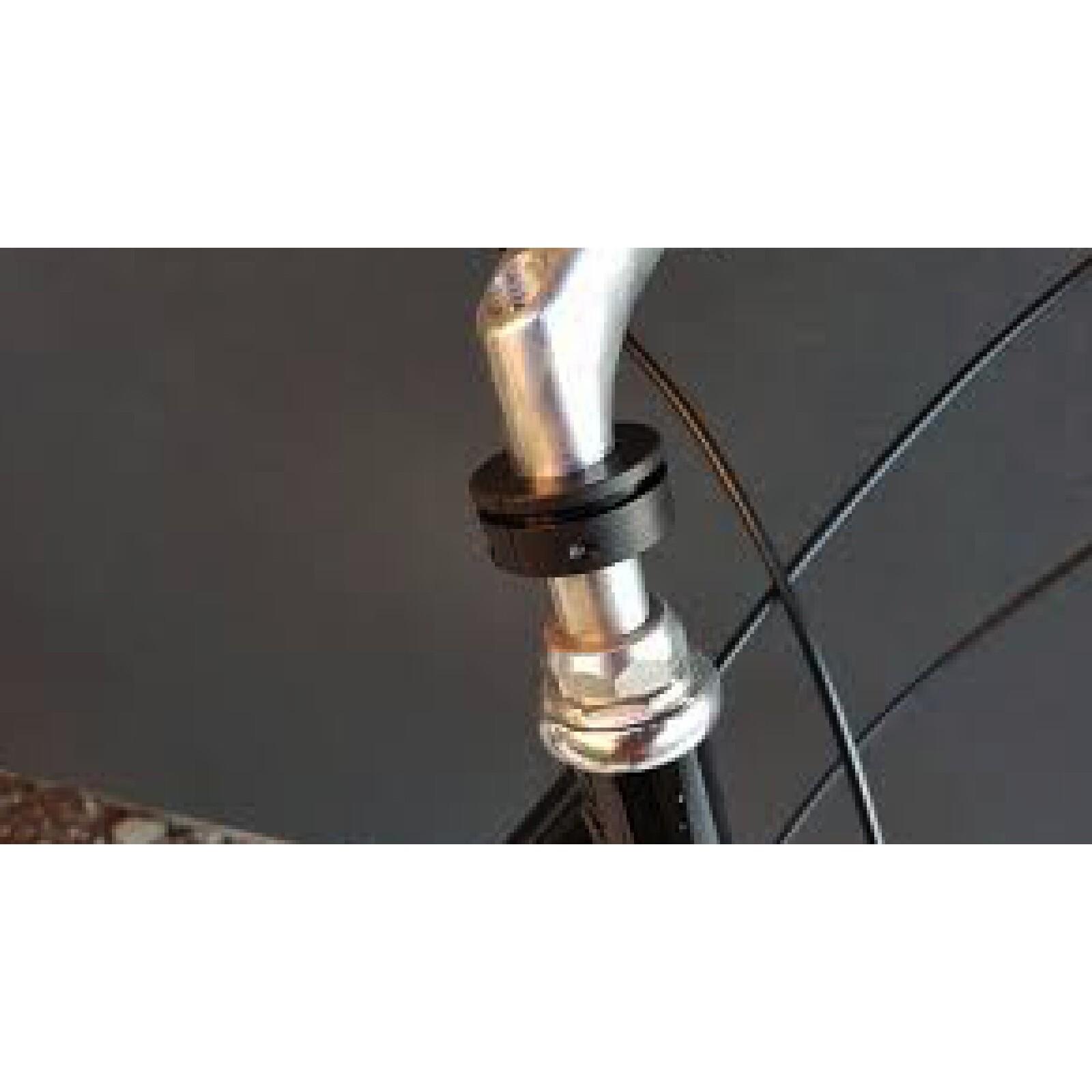 Velo Store - UK Clamp Mac Ride SKU : 24 | Extra 10% off with Subscription, Postage £16.79 to UK Fedex.