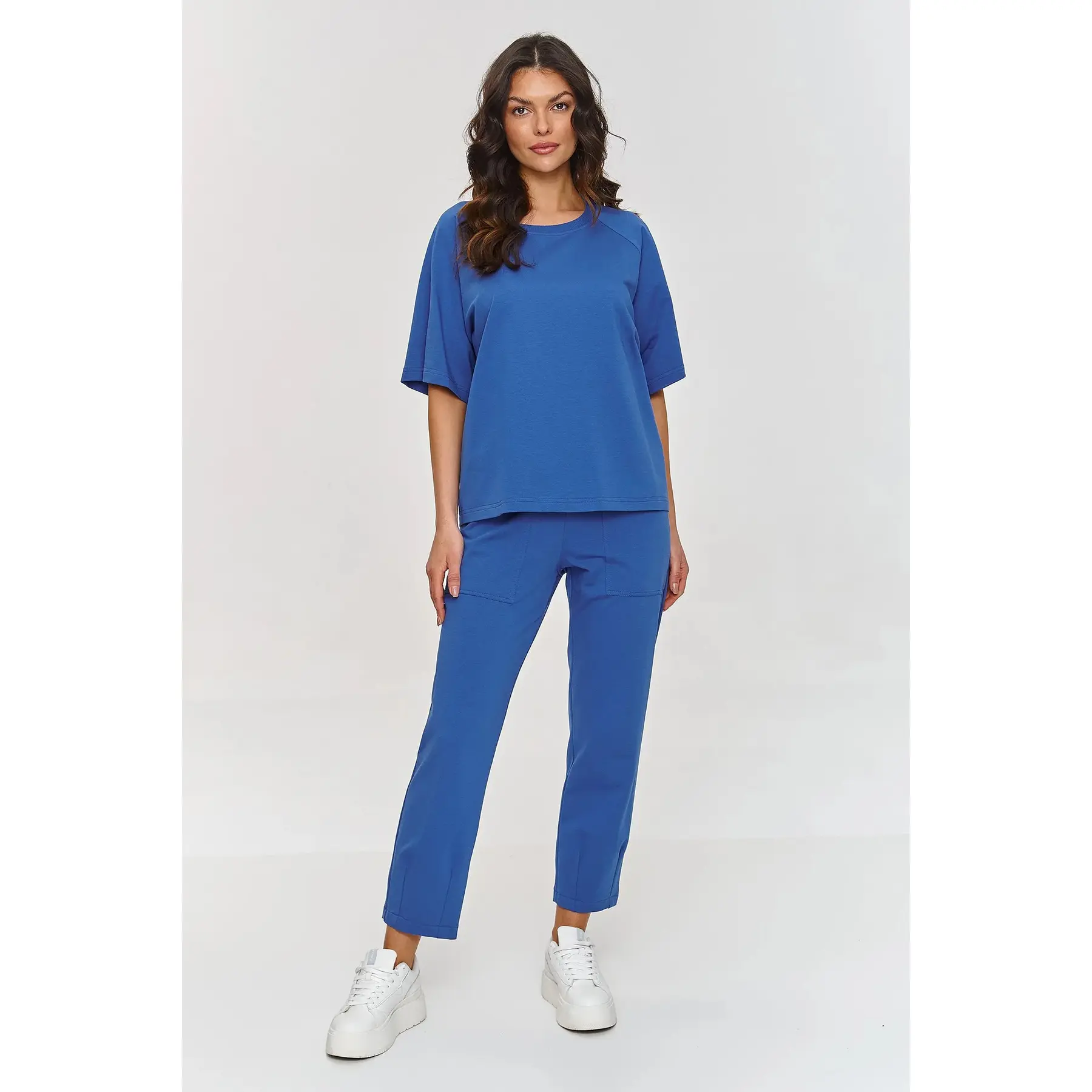 Completo t-shirt e pantaloni donna