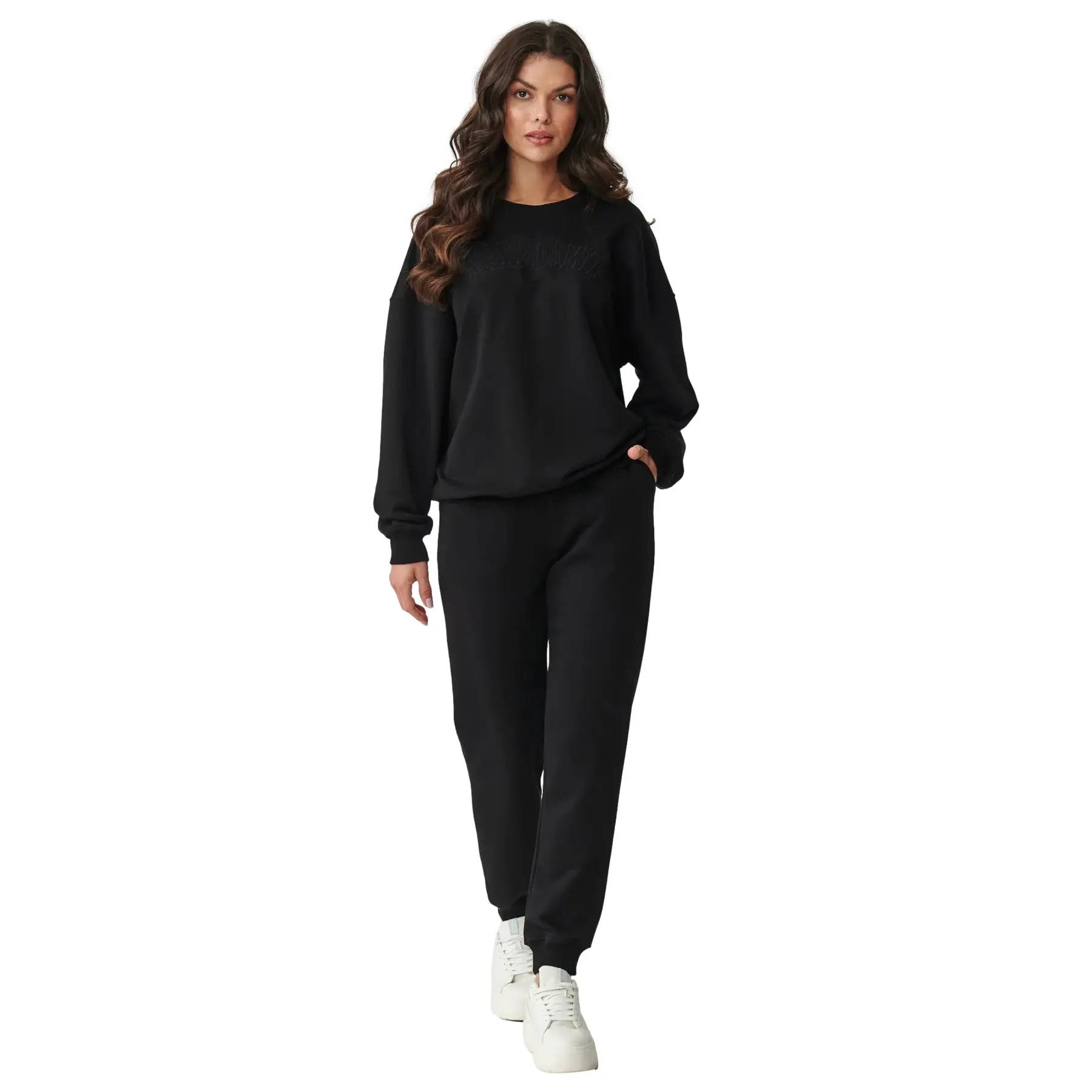 Image of Sweatshirt- und Jogginghosen-Set für Frauen Makadamia